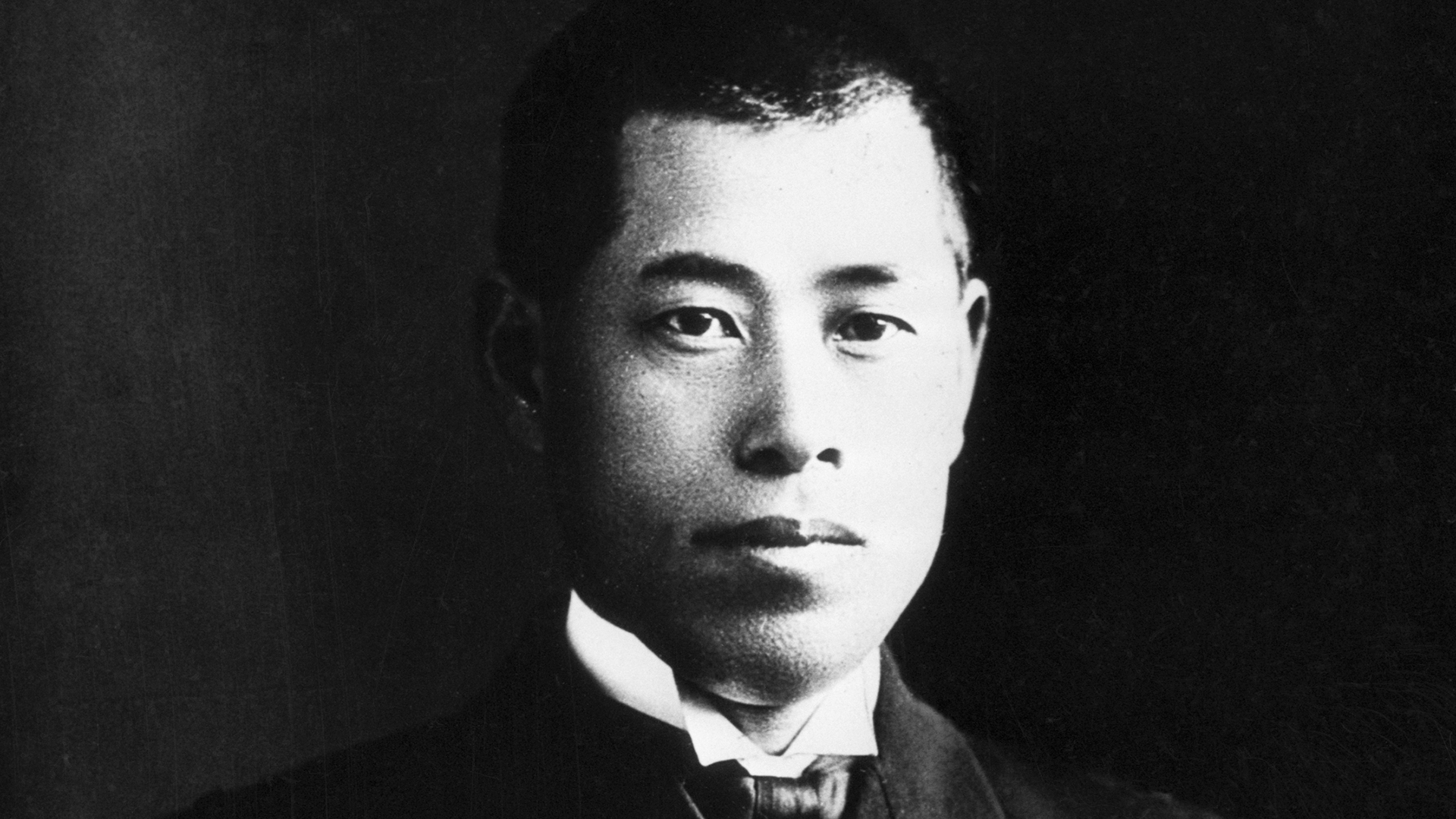 Isoroku Yamamoto, de joven, participó en la guerra contra Rusia y fue gravemente herido. Sobrevivió y se convirtió en el almirante de la Flota Imperial de Japón