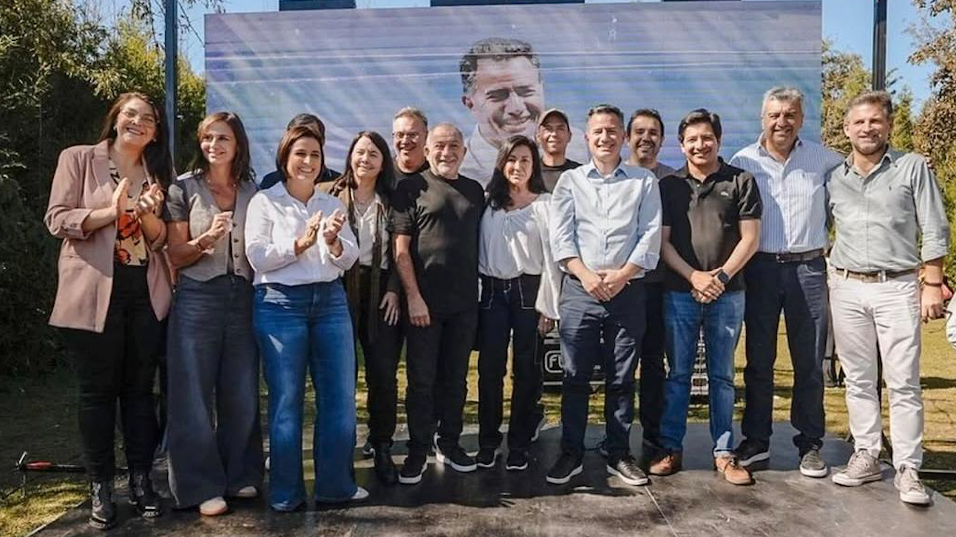 La Libertad Avanza ordena la oposici&oacute;n en C&oacute;rdoba, pero la estrategia nacional choca con las necesidades locales