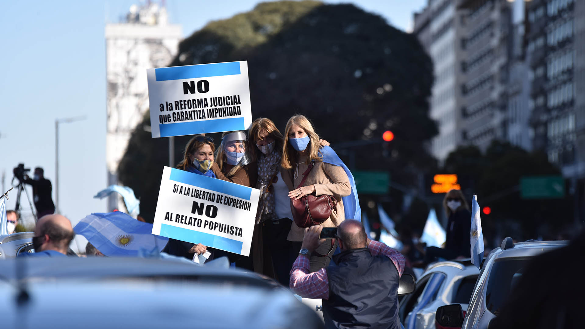 La protesta también se extendió por diferentes municipios de la provincia de Buenos Aires (Franco Fafasuli)