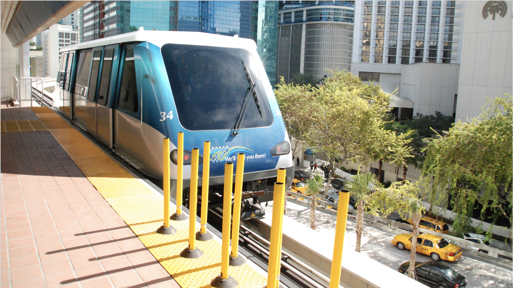 Una extensión del sistema Metromover existente del condado a Miami Beach brindará la mejor experiencia para los pasajeros. (Humberto Moreno/CC BY 2.0)