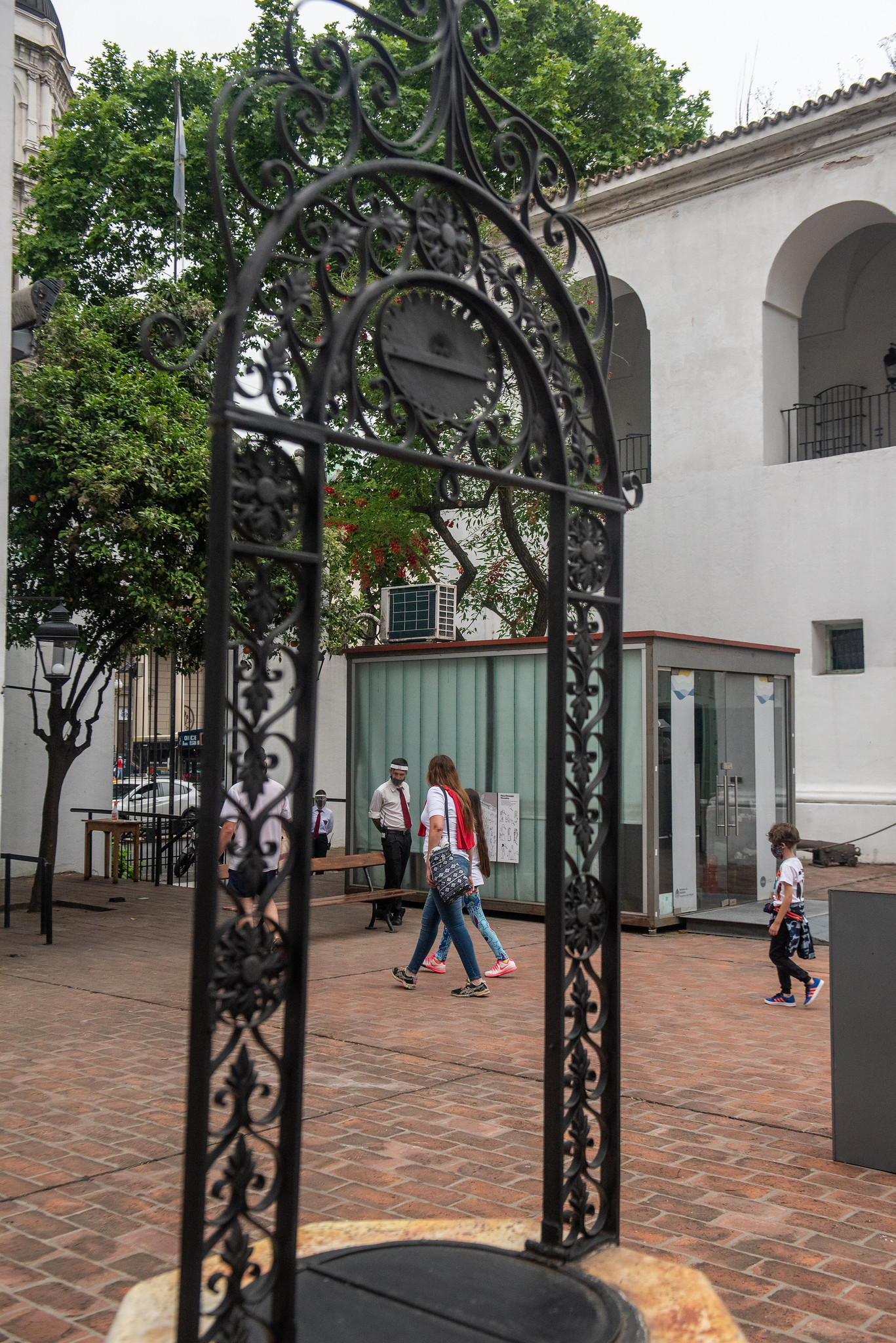 Familias enteras pudieron disfrutar de todas las instalaciones del museo, tanto su patio como sus salas internas (Ministerio de Cultura)