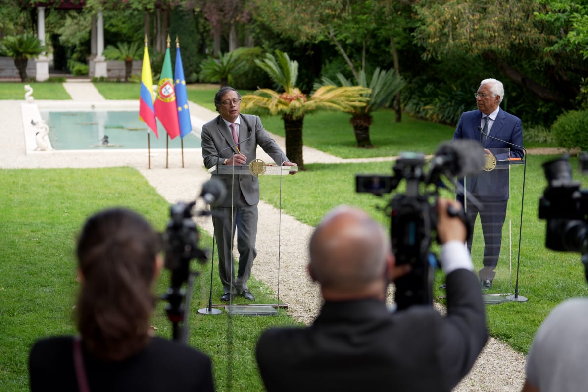 El Primer Ministro de Portugal António Costa debatió temas relacionados con la lucha contra las drogas junto al presidente colombiano Gustavo Petro. Presidencia.