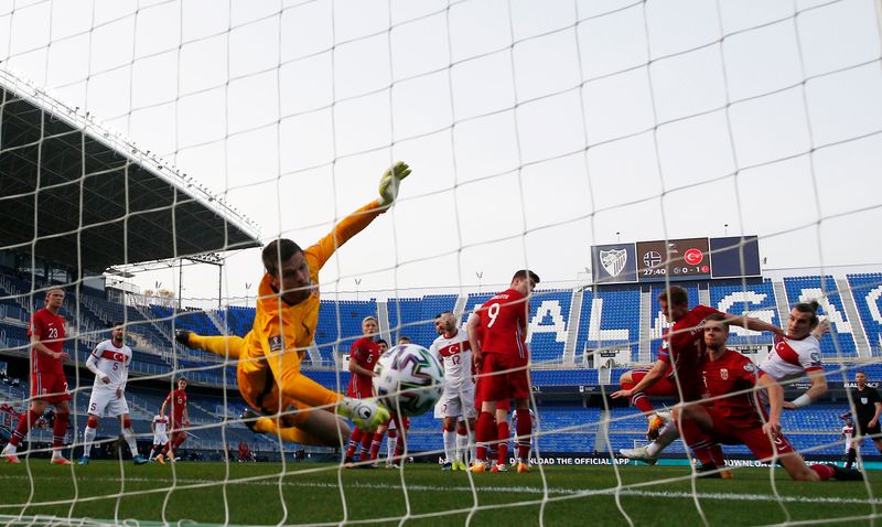 Un femicida apuñaló por la espalda a una nena en San Luis para robarle y la menor lucha por su vida 