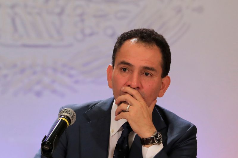Imagen de archivo. Arturo Herrera, secretario de Hacienda de México, reacciona durante una conferencia de prensa. 9 de julio de 2019. REUTERS/Carlos Jasso