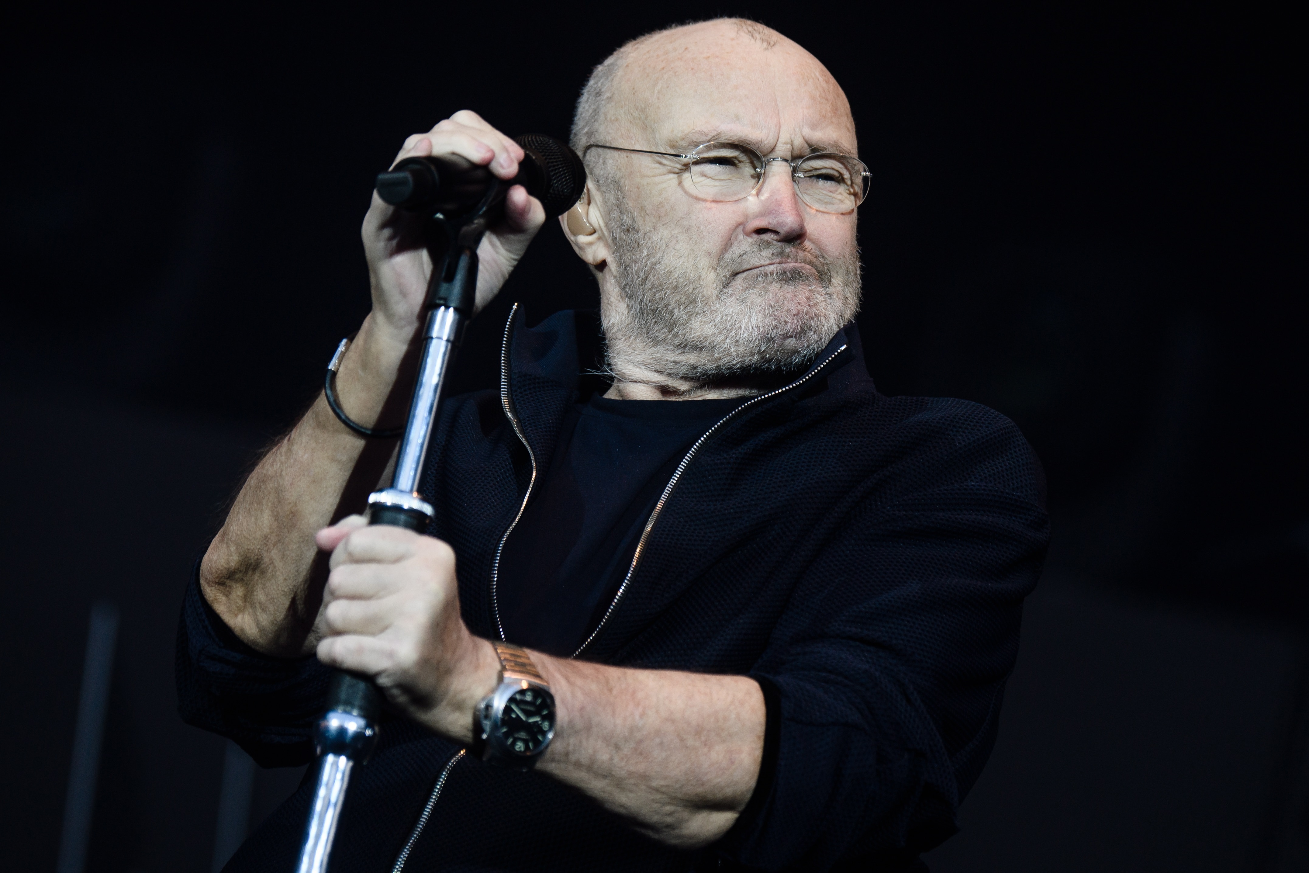 Phil Collins acusó a su ex esposa y al actual marido de ella de invadir su casa de 40 millones de dólares en Miami 
