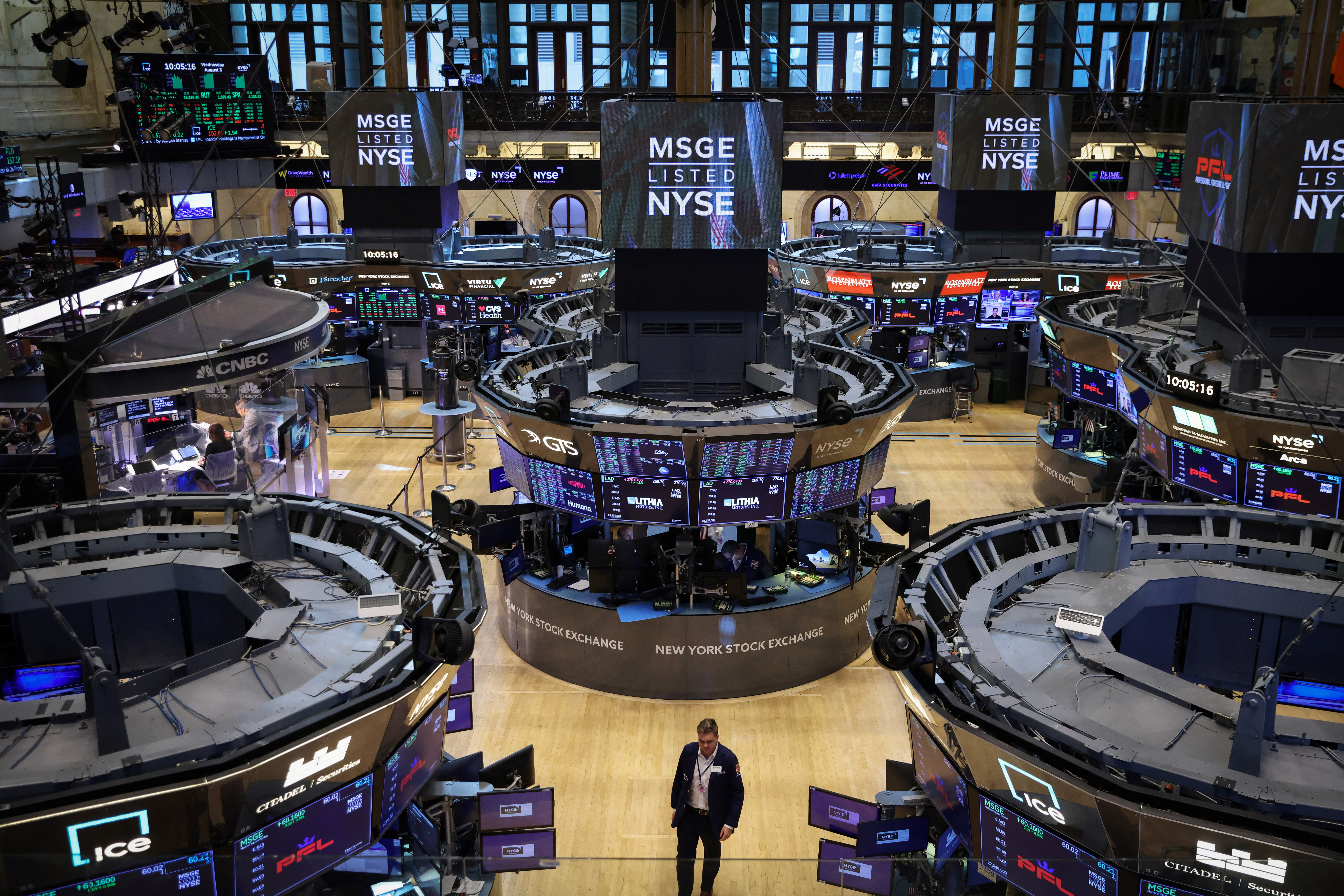 Una vista de la Bolsa de Valores de Nueva York (REUTERS/Andrew Kelly)