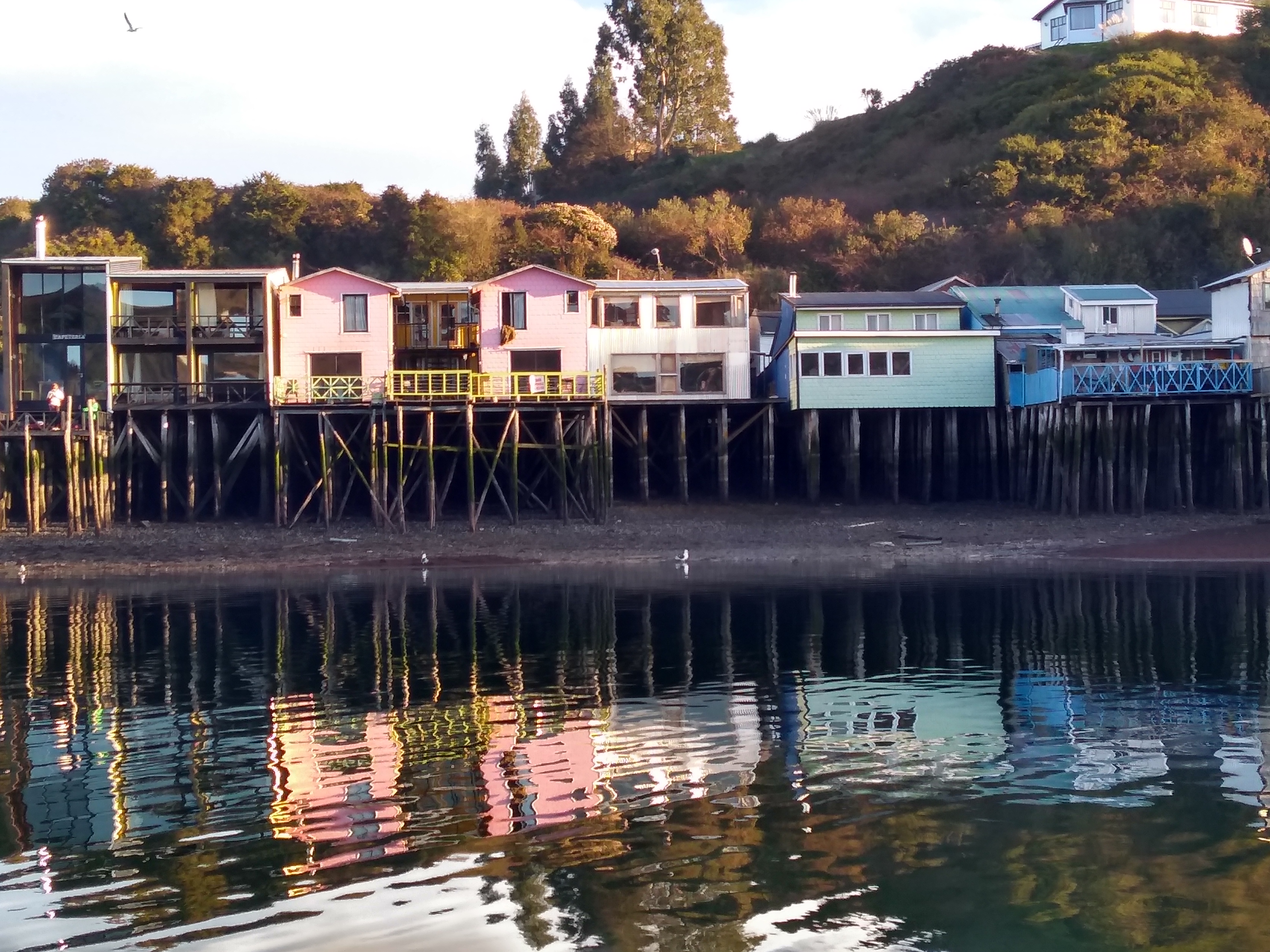 Chiloé, un destino de tierra de humo y de leyendas