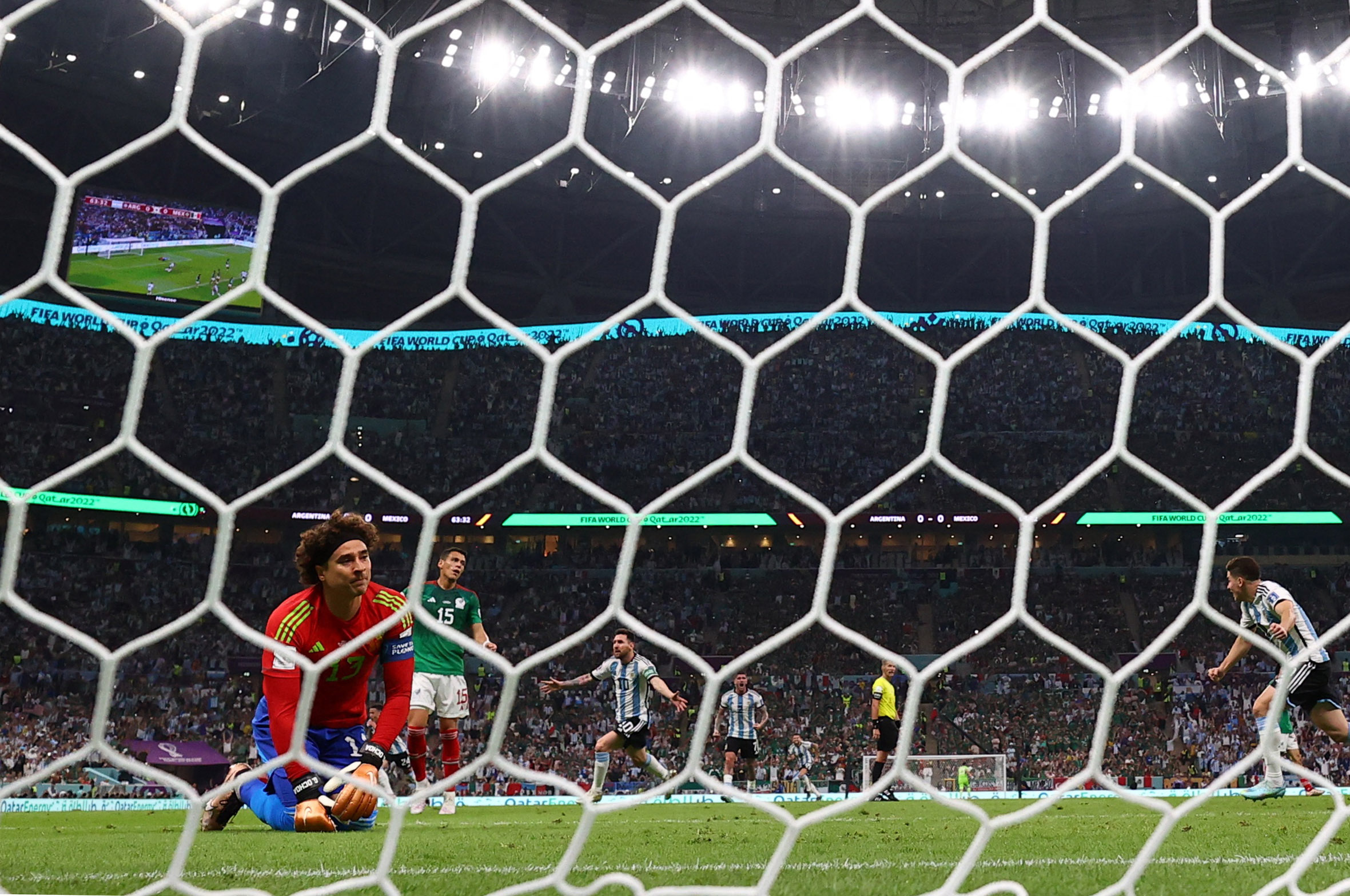 Messi anotó su segundo gol en este torneo y el octavo de su cuenta personal en Copas del Mundo (Reuters/Pedro Nunes)