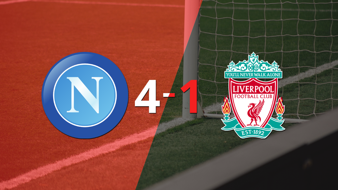 Napoli goleó 4-1 a Liverpool con doblete de Piotr Zielinski