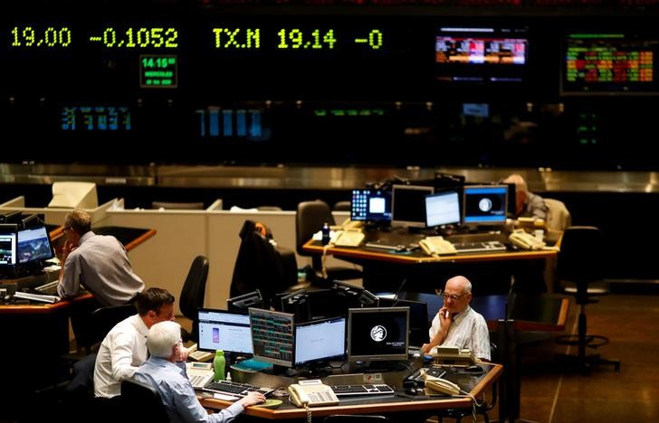 En lo que va de febrero el S&P Merval pierde más del 18% medido en dólares contado con liquidación (Reuters)
