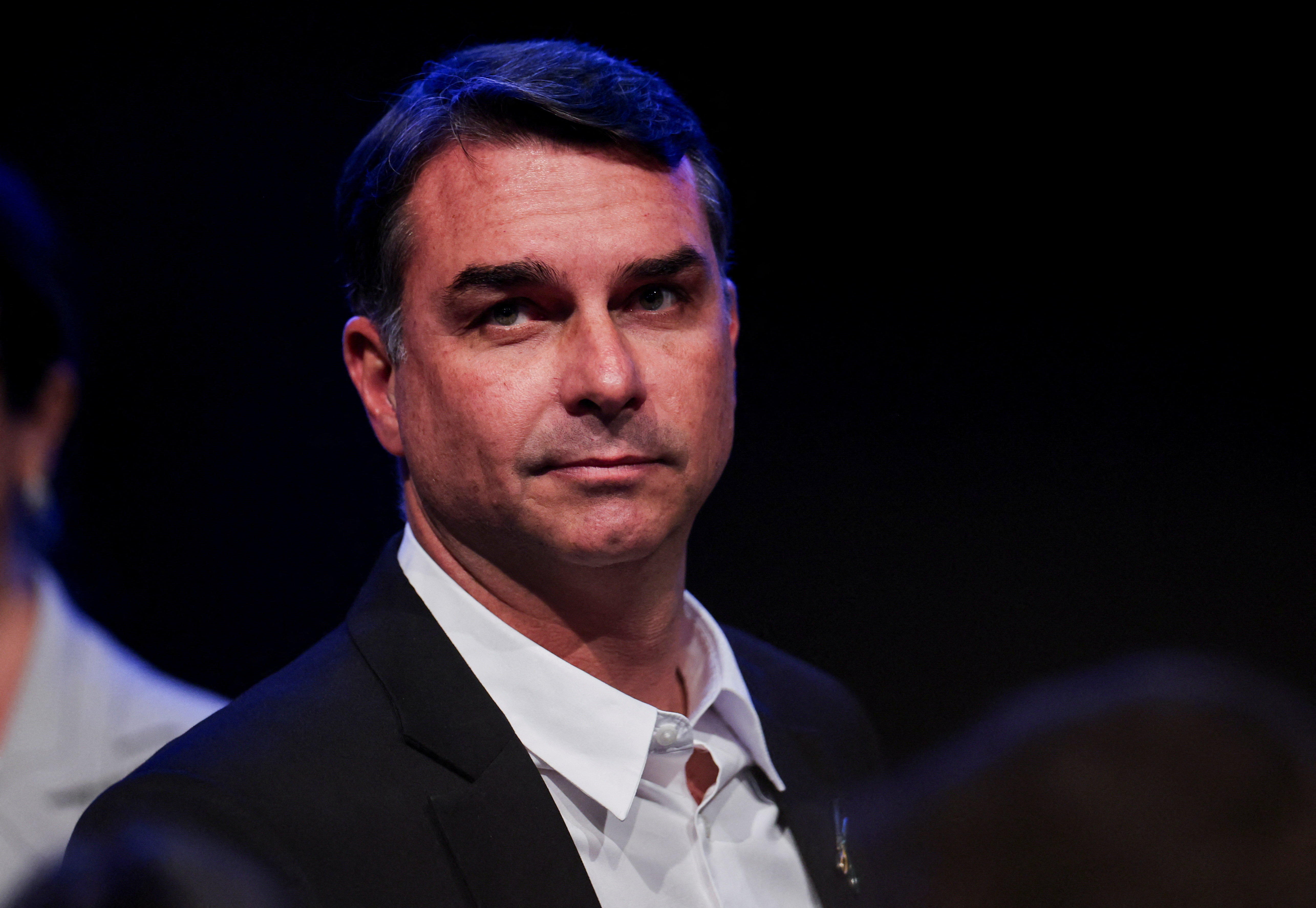 Fl&aacute;vio Bolsonaro repudi&oacute; la confrontaci&oacute;n de Lula da Silva contra Argentina: 