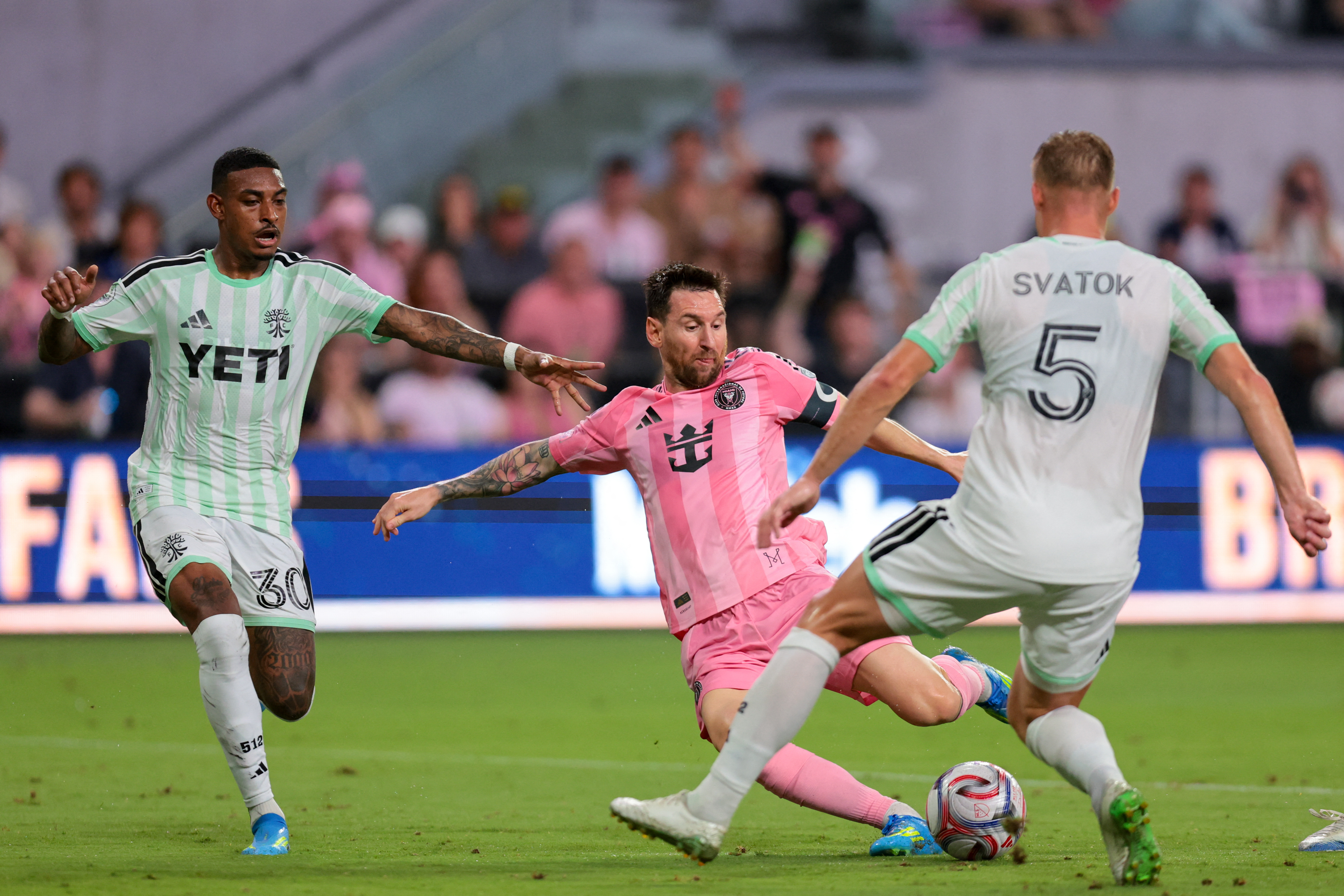 Con gol de Messi, Inter Miami empata contra Austin FC por la MLS en la inauguraci&oacute;n de su nuevo estadio