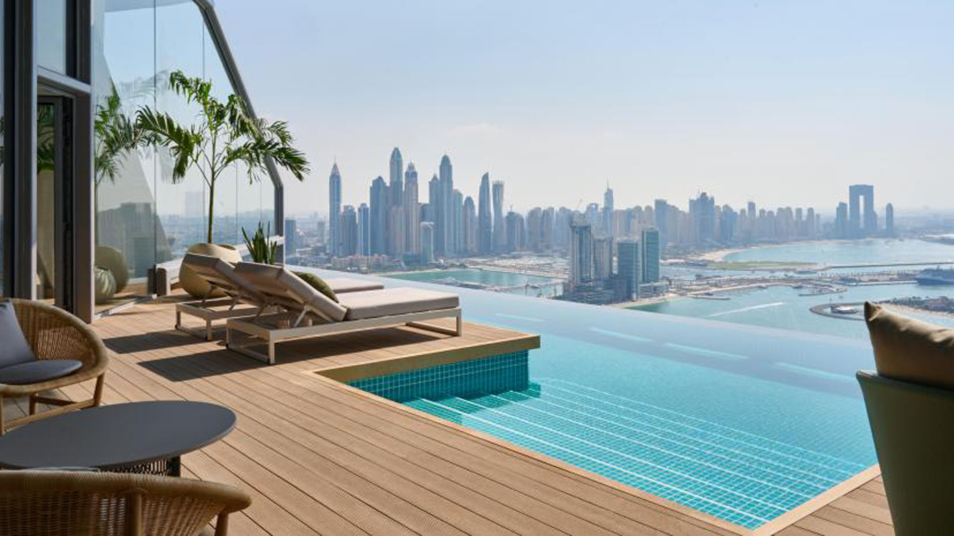 Así es la piscina infinita más alta del mundo que está en Dubái (Foto: Aura Skypool)