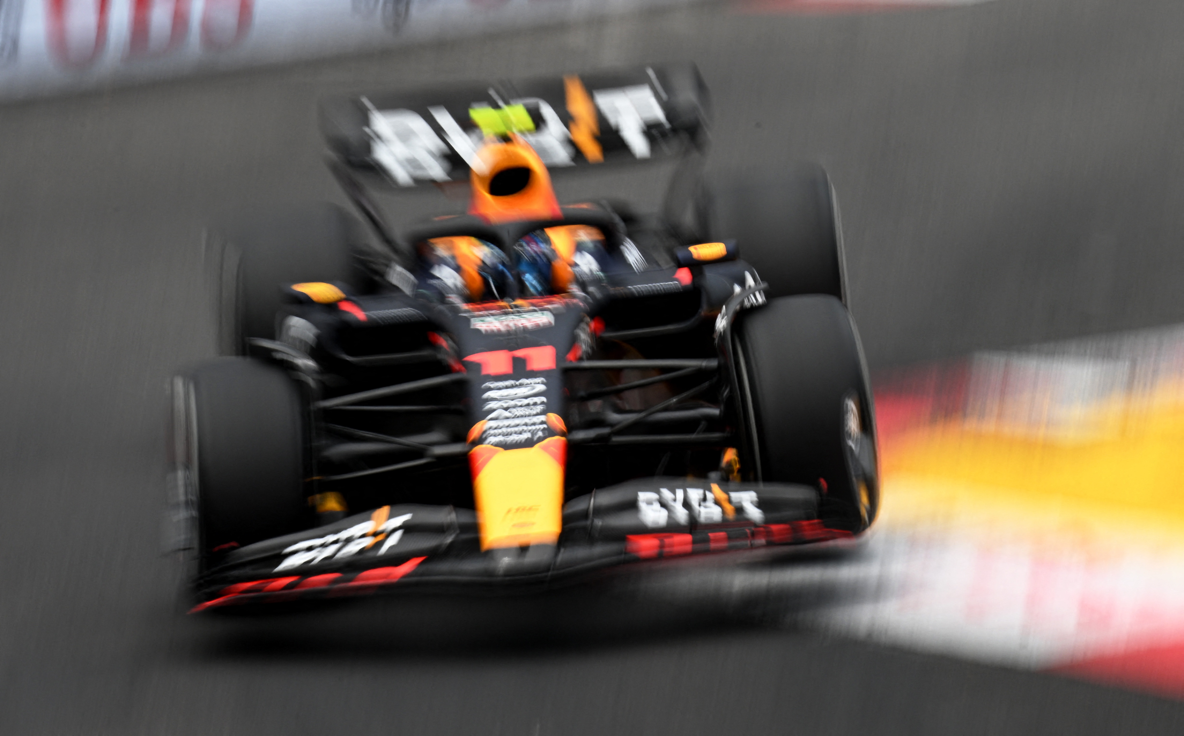 F1: Checo Pérez no consolidó remontada pese a lluvia en el GP de Mónaco