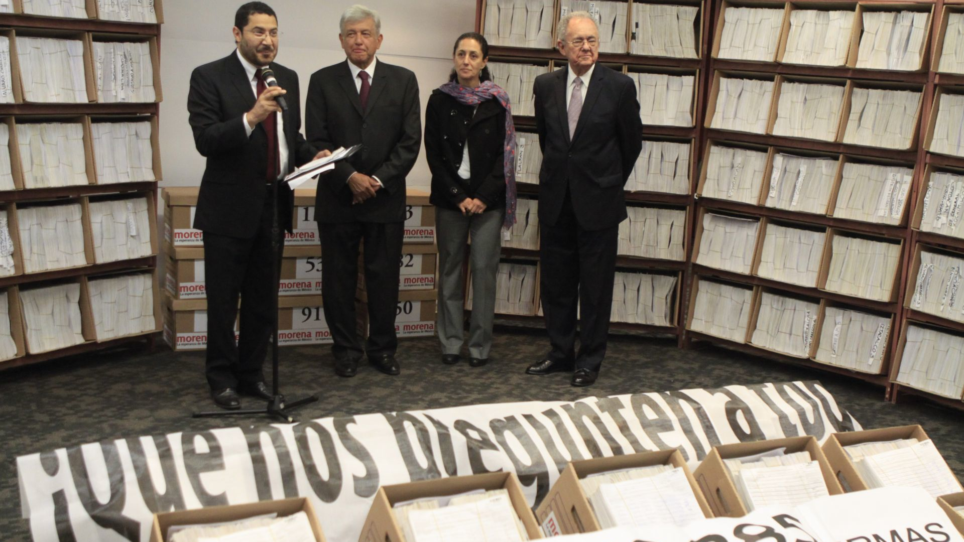 AMLO y Morena presentaron una propuesta de consulta popular que fue rechazada por la SCJN en un proyecto que elaboró Sánchez Cordero (Foto: Cuartoscuro)
