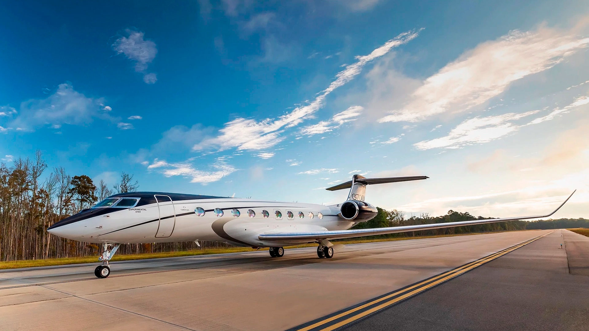 Jet privé utilisé par de nombreuses célébrités et politiciens pour se déplacer à la place d'un avion domestique. 
