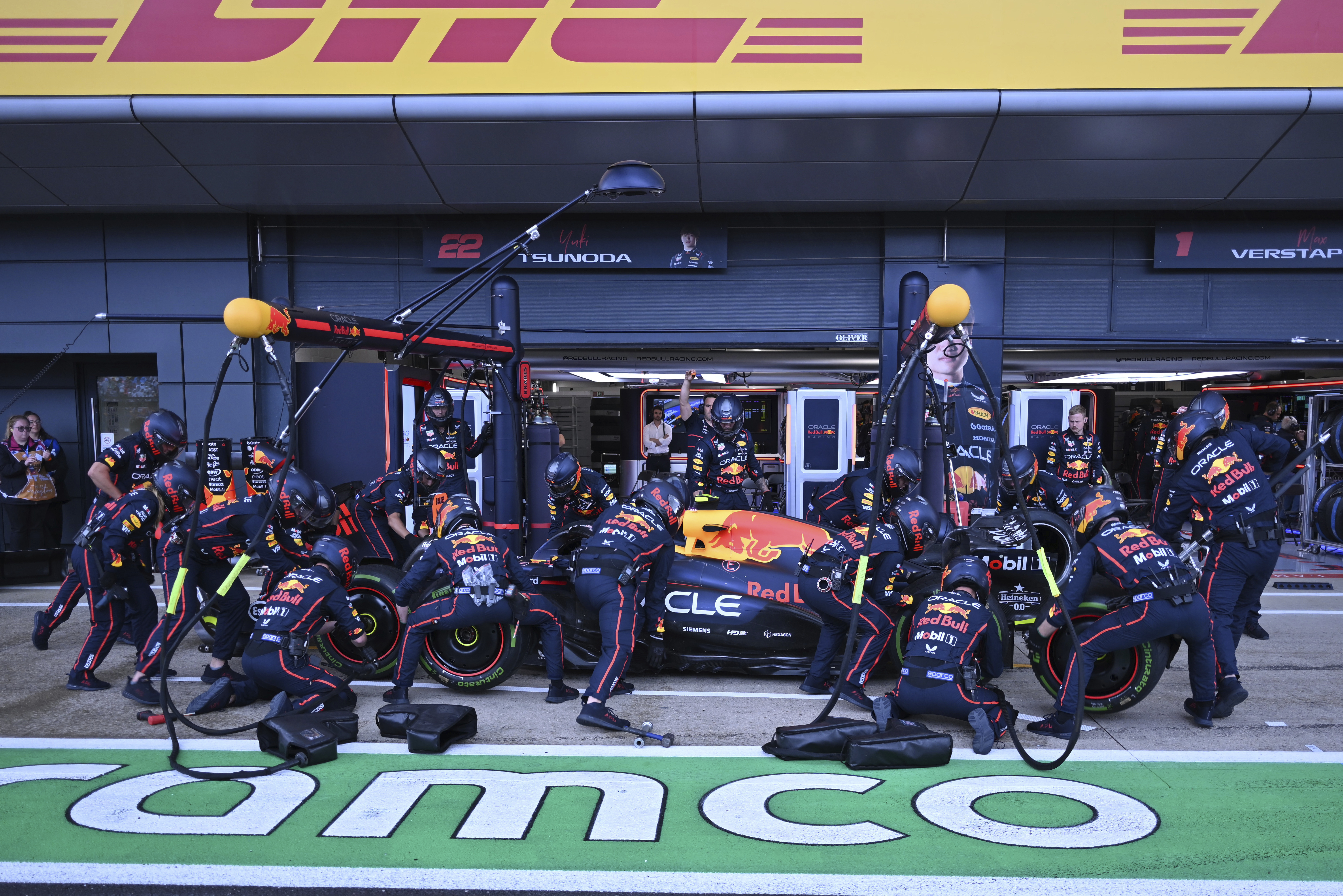 El drástico cambio de reglamentación que analiza la Fórmula 1 para lograr carreras más atractivas el próximo año