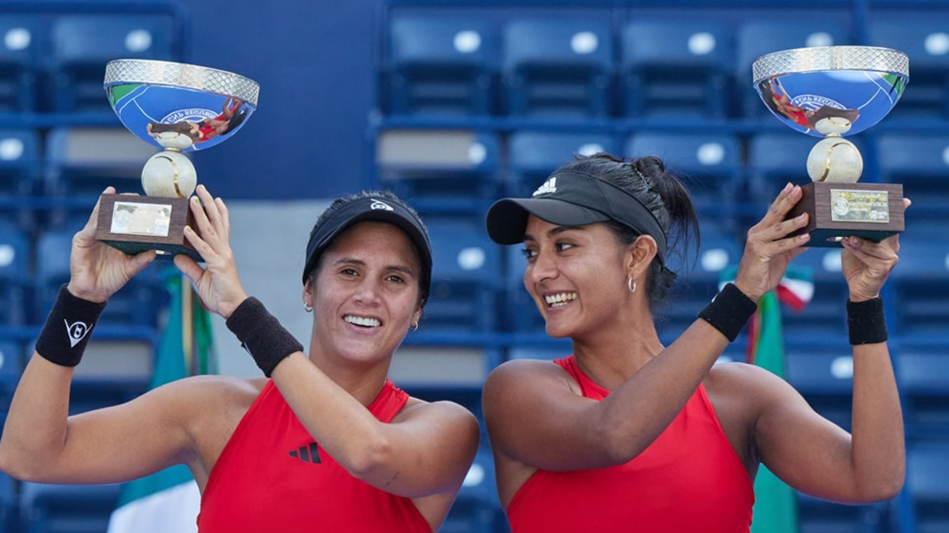 Las tenistas colombianas Yuliana Lizarazo y María Pérez se coronaron campeonas del Abierto de Monterrey