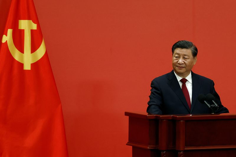 El presidente chino, Xi Jinping, se reúne con medios de comunicación tras el 20º Congreso Nacional del Partido Comunista de China, en el Gran Salón del Pueblo en Beijing, China, el 23 de octubre de 2022. REUTERS/Tingshu Wang/Archivo