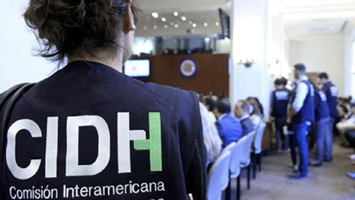 El abogado Alejandro Díaz informó este jueves que los 23 nuevos casos presentados se suman a 152 “que ya están bajo conocimiento de la CIDH en cuanto a violaciones por detenciones arbitrarias y masivas de personas”. (EUROPA PRESS)
