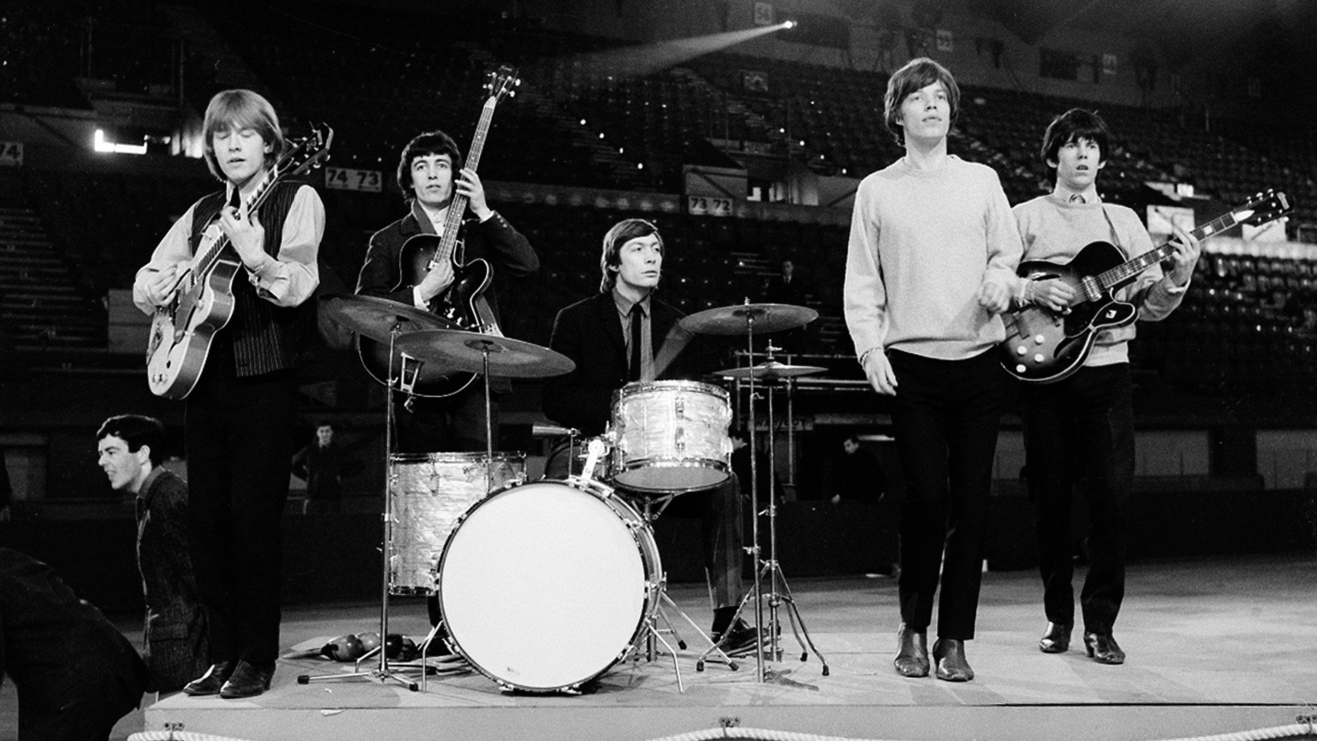 Los Rolling Stones durante un ensayo en abril de 1964, con Brian Jones, Bill Wyman, Charlie Watts, Mick Jagger y Keith Richards. 
AP