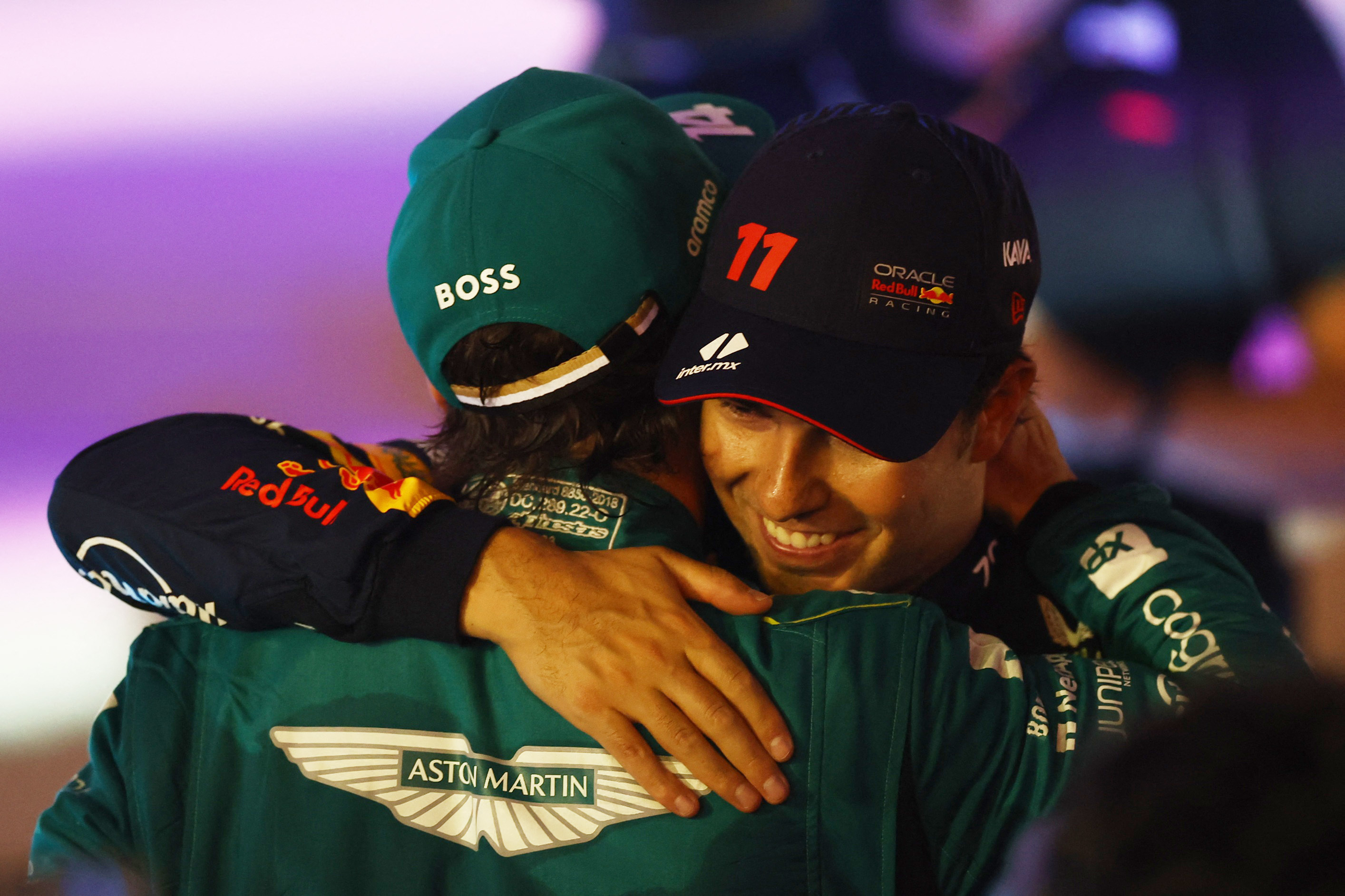 F1: Checo Pérez terminó en segundo lugar del Gran Premio de Baréin y rompió su mala racha