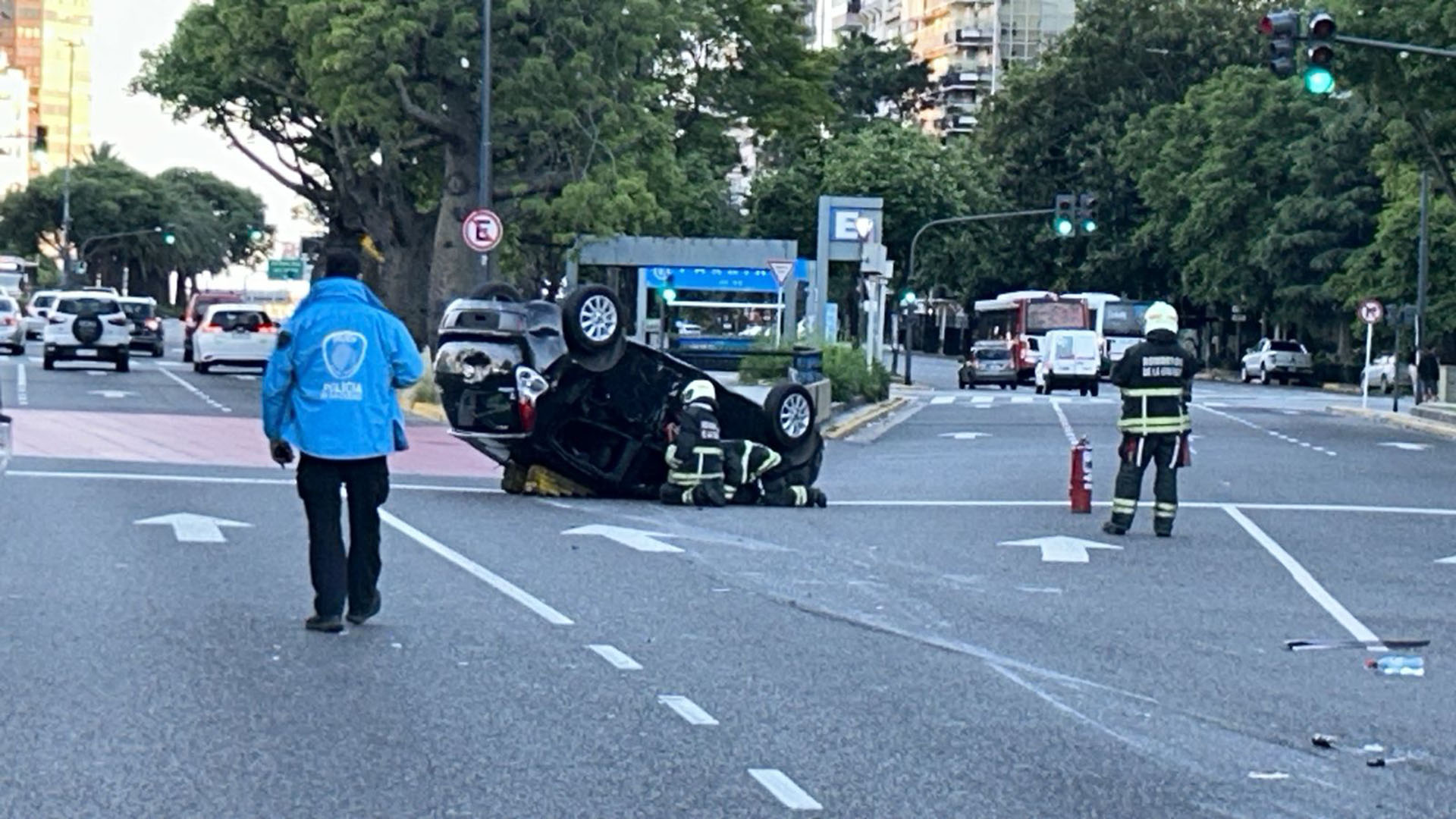 Mariano Navone pisó fuerte en su debut en el Challenger de Montevideo: Sebastián Báez busca romper la mala racha