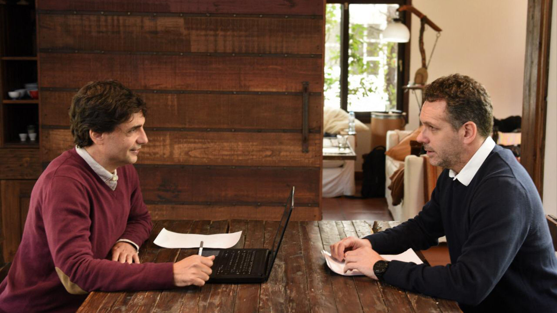 Hernán Lacunza y Guido Sandleris (en la foto, tras el golpe de las PASO de agosto 2019) estuvieron entre los expositores argentinos en eventos organizados por los bancos  en la reunión FMI-Banco Mundial