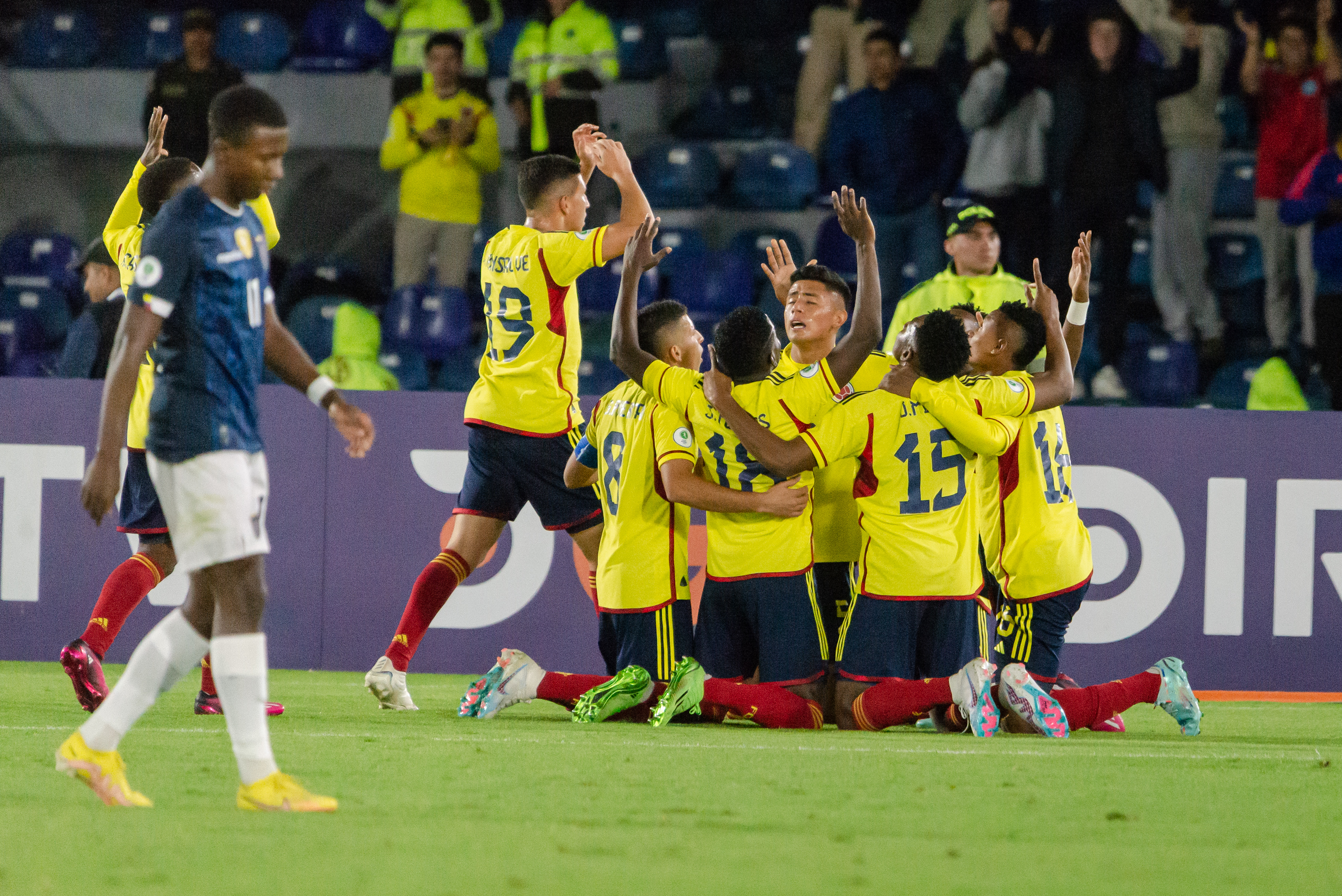 Colombia vs. Ecuador EN VIVO: la Tricolor se va al camerino ganando 1-0 en el Campín por el hexagonal final del Sudamericano sub-20