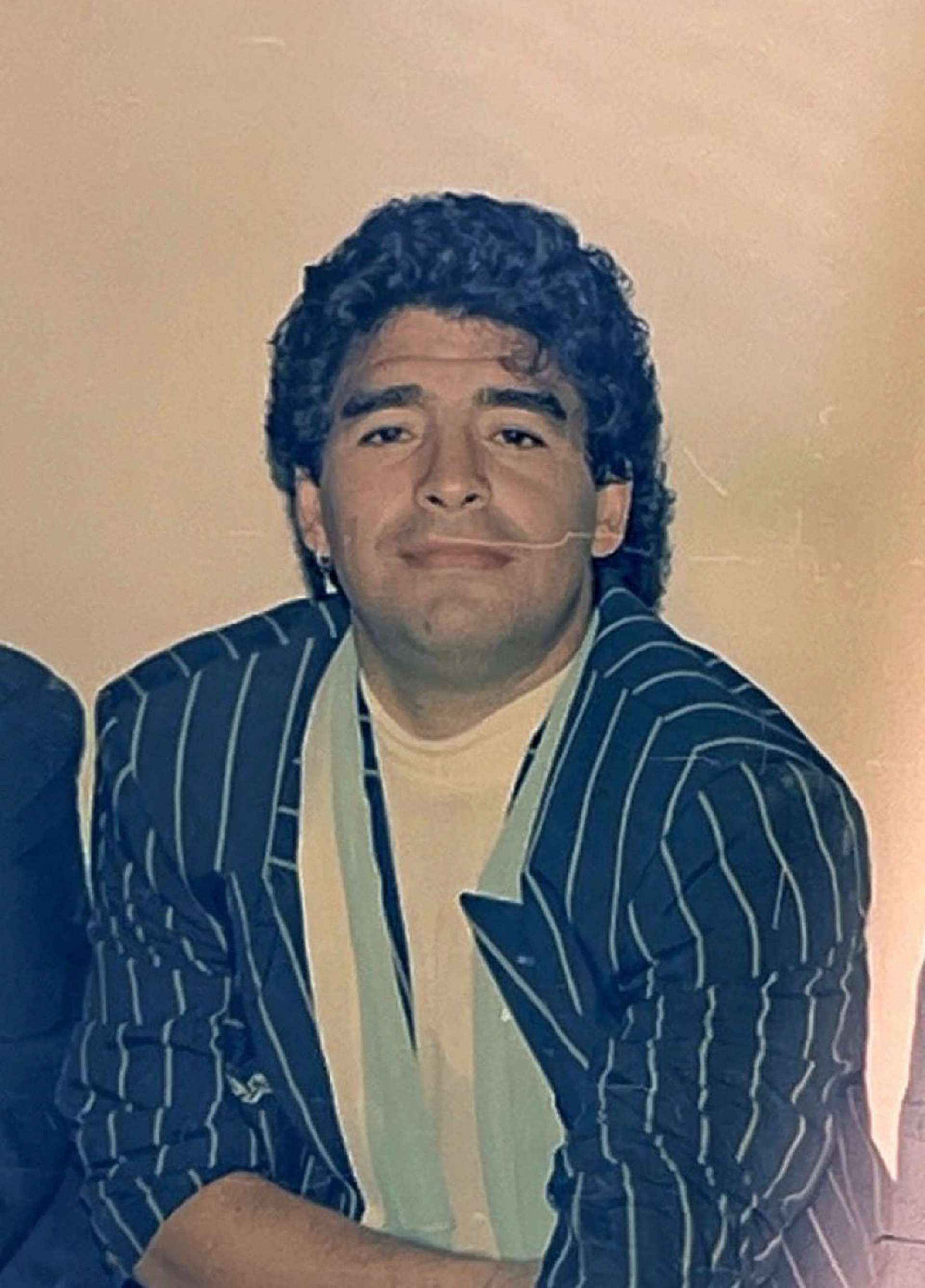 El Diez se caracterizaba por su elegancia en el banco de suplentes de Avellaneda