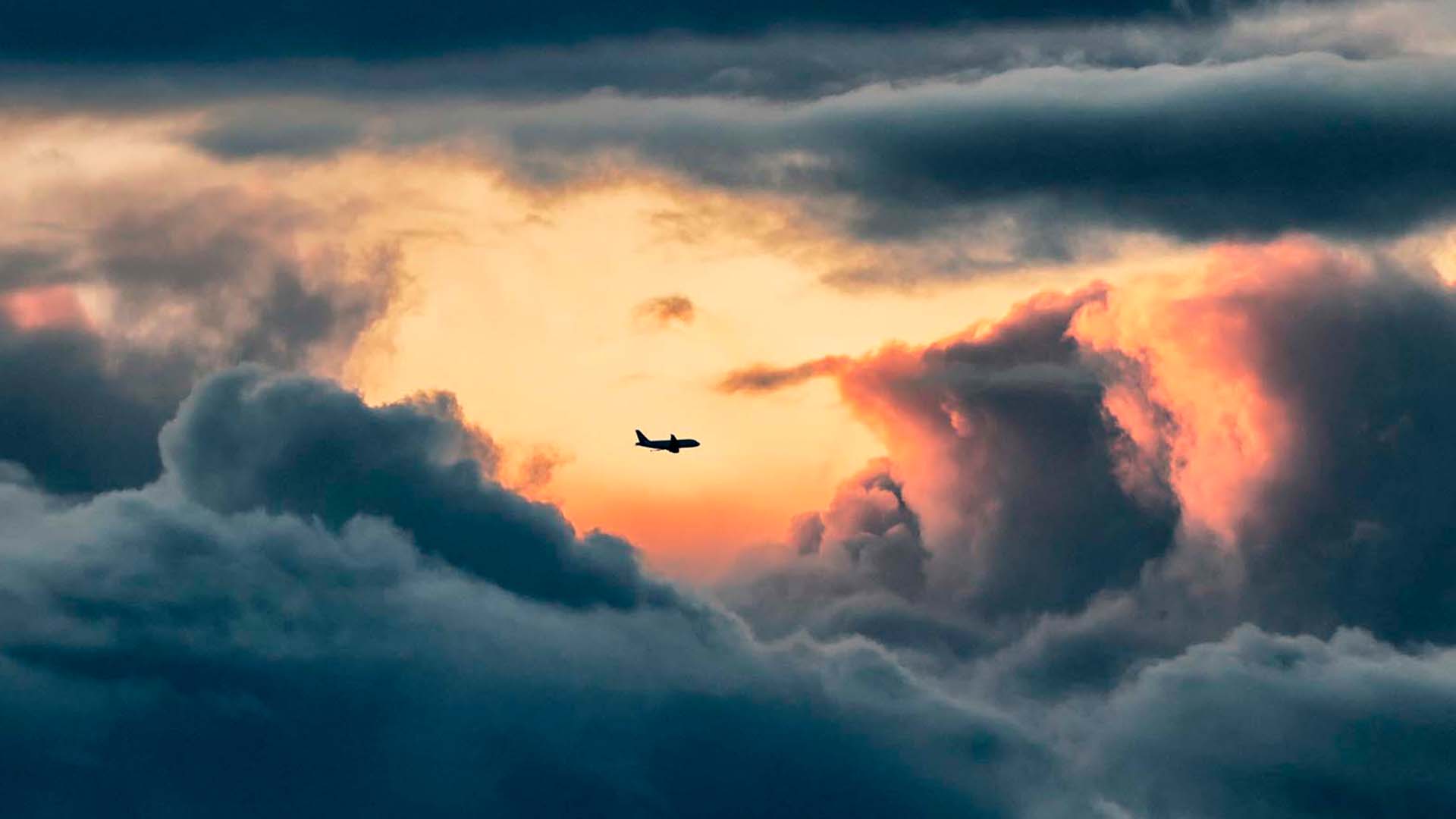 La industria aerocomercial mundial se comprometió a reducir a 0 las emisiones de CO2 para el 2050. (Foto: Getty Images)