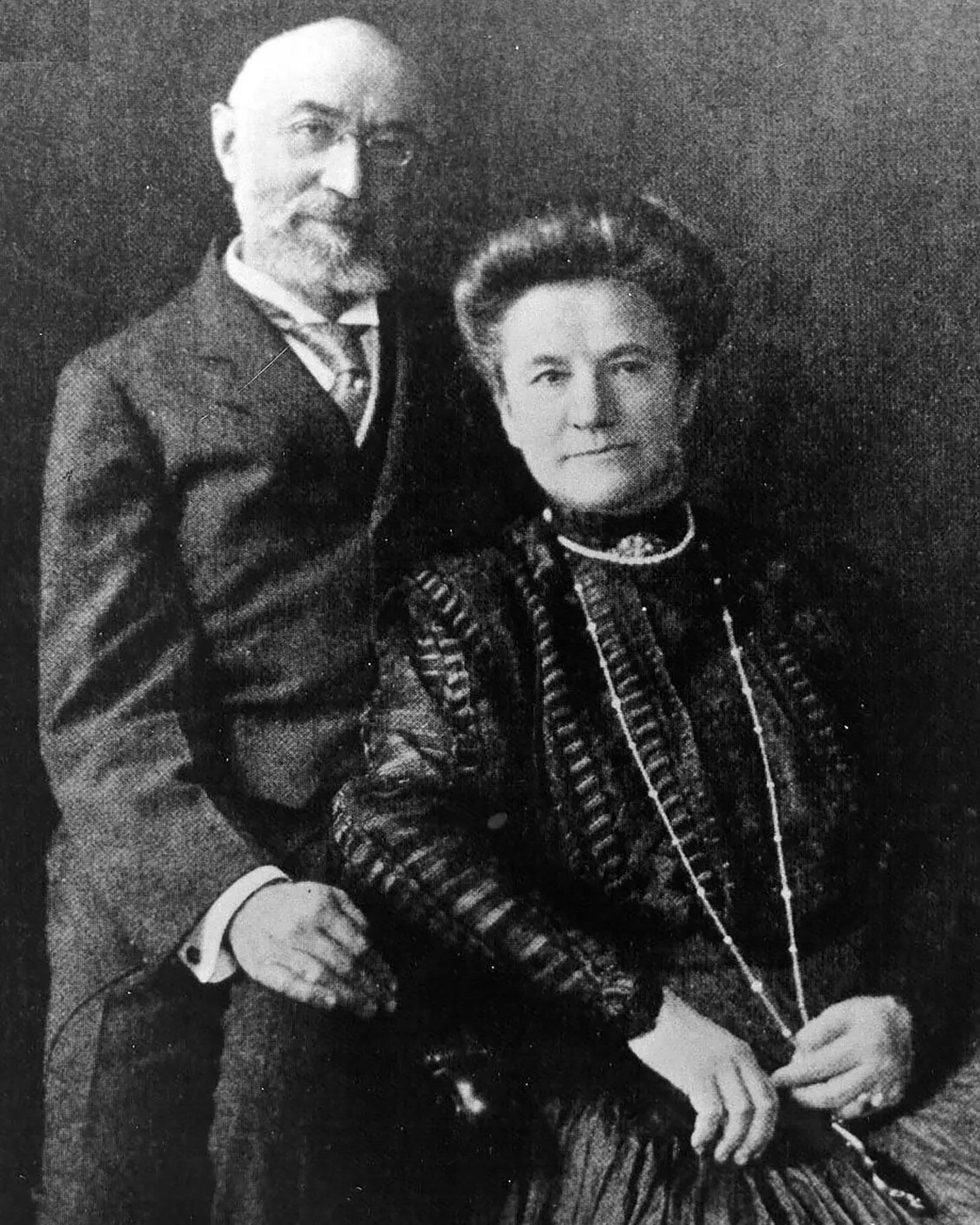 Isidor Straus y su esposa Ida, víctimas del hundimiento del Titanic en 1912