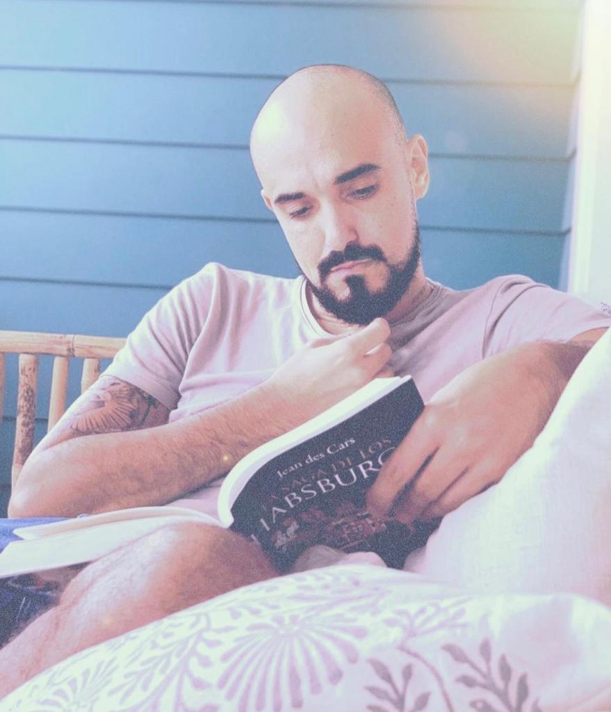 Abel Pintos, apasionado por la lectura