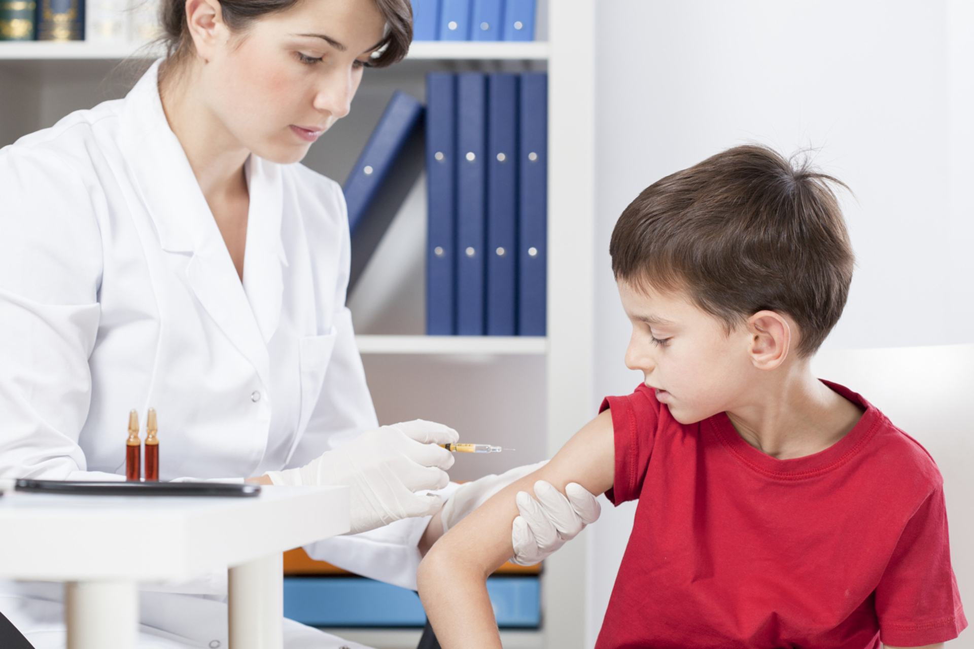 Es imprescindible vacunar a niÃ±os y niÃ±as contra el VPH para evitar tumores en edad adulta