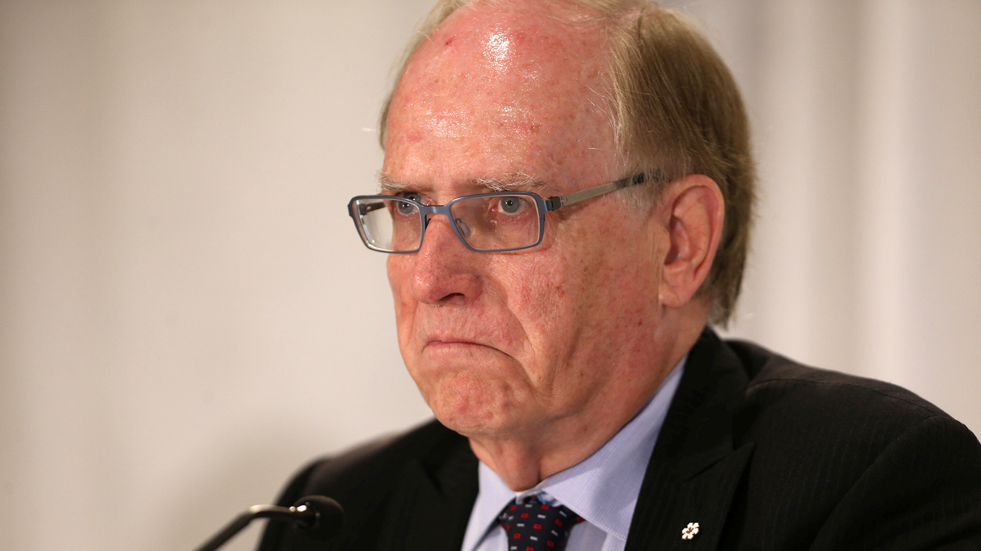 Richard McLaren, who was appointed by the World Anti-Doping Agency (WADA) to head an independent investigative team, presents his report in Toronto, Ontario, Canada July 18, 2016. REUTERS/Peter Power
