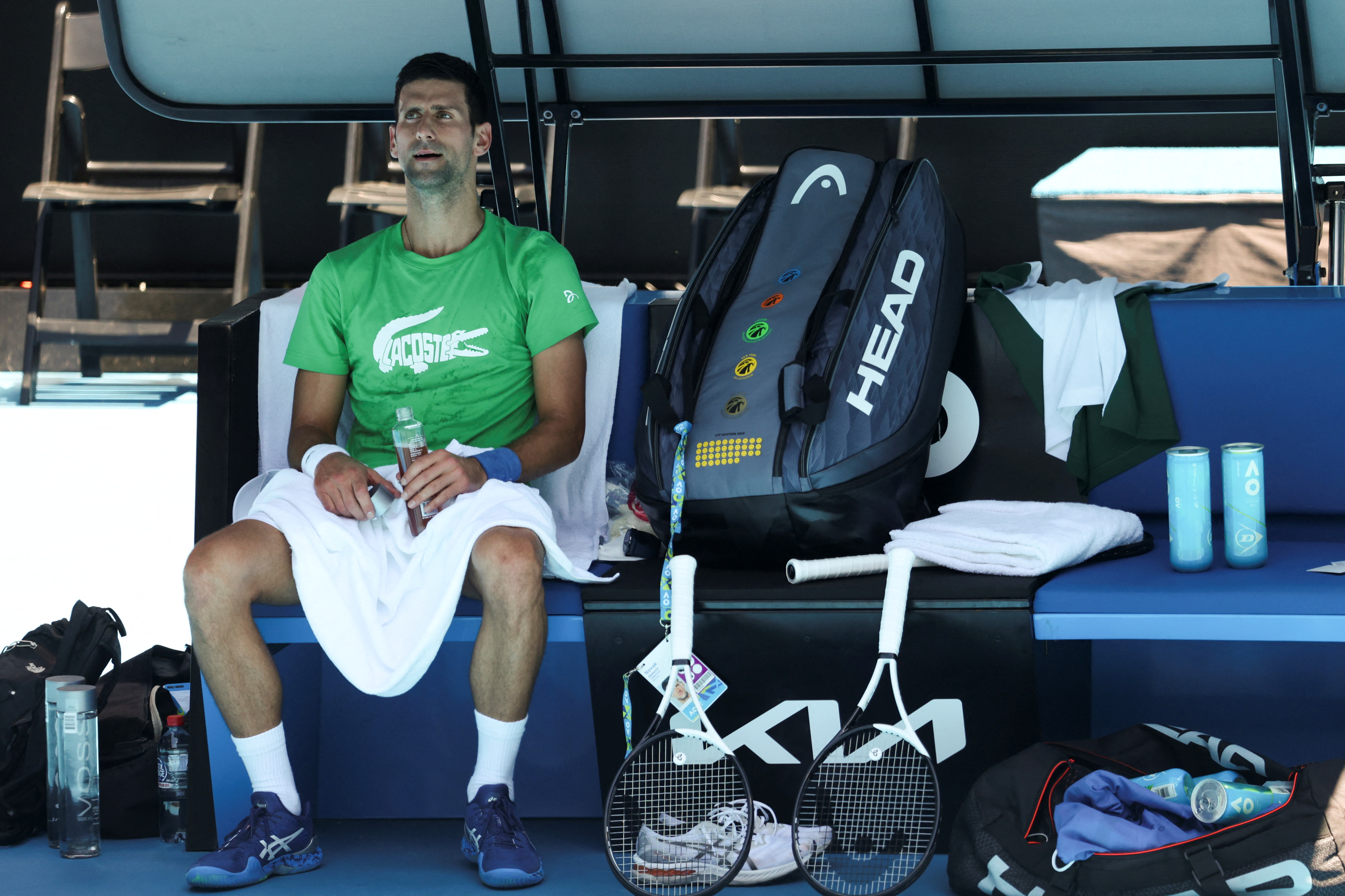 El viaje de Novak Djokovic a España antes de llegar a Australia también  está bajo sospecha - Infobae