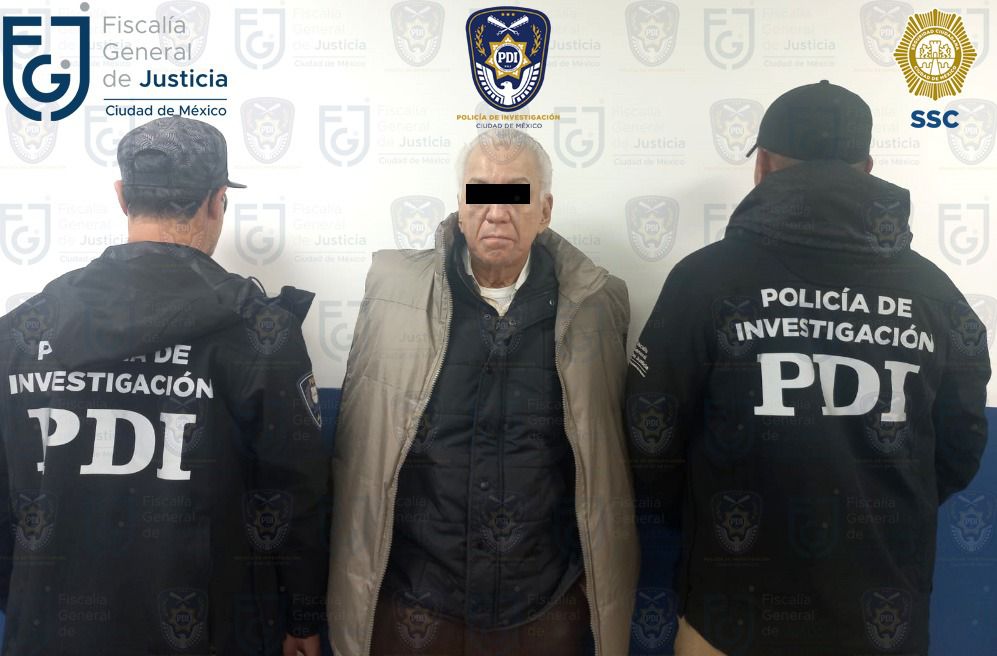 El detenido y señalado como responsable del crimen, presentaba malestares (Foto: FGJ-CMDX)