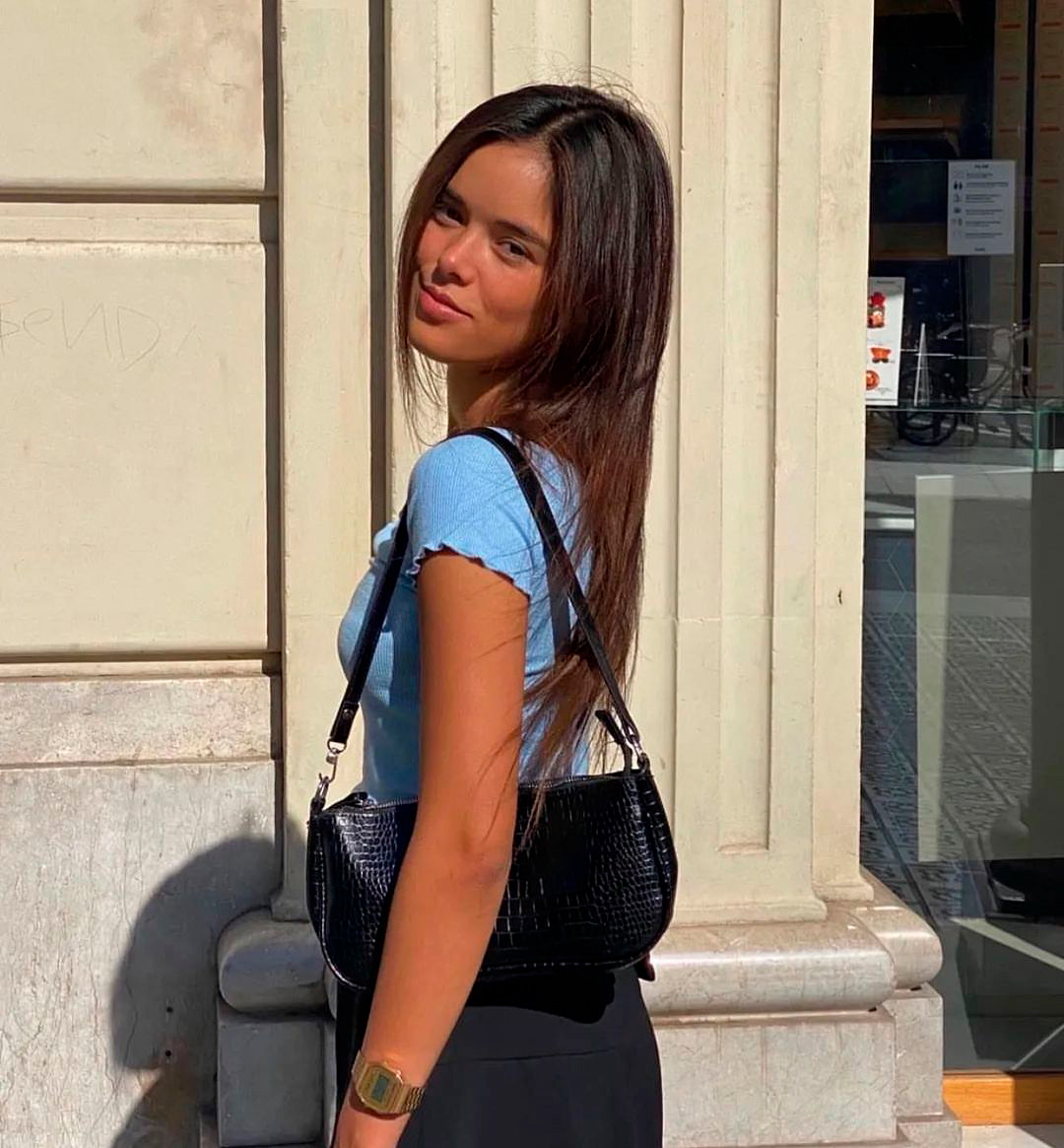 Julia Puig es abogada y a raíz de los rumores, puso en privado sus cuentas de las redes sociales (Instagram)