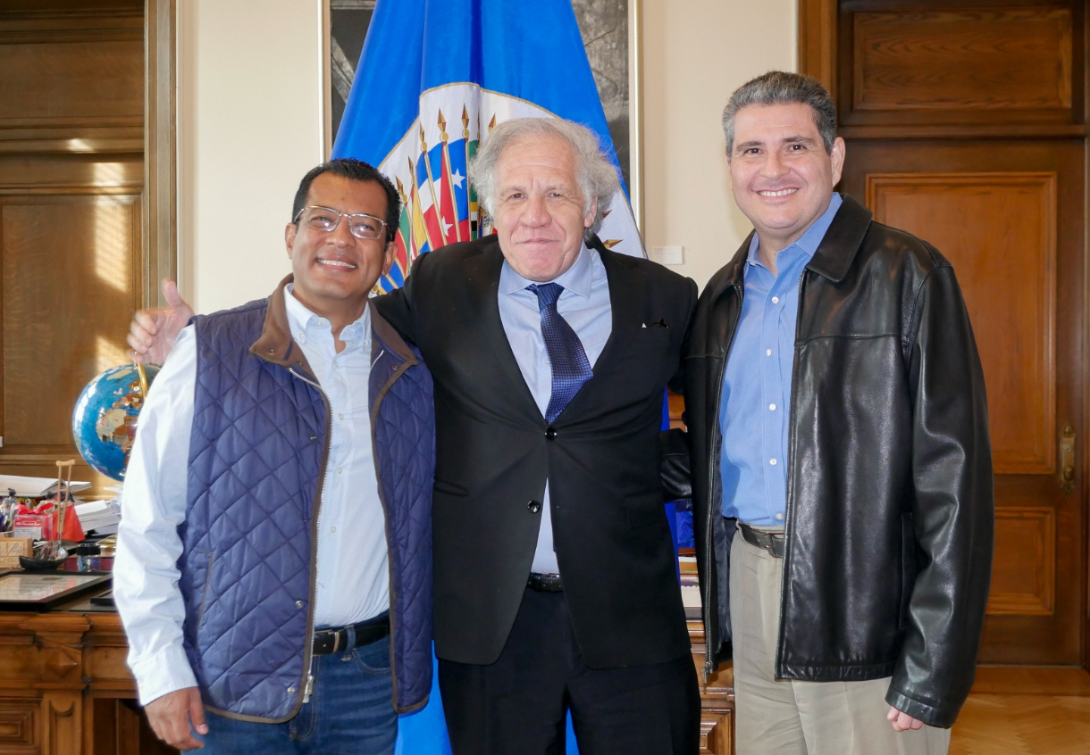El secretario general de la OEA, Luis Almagro, sostuvo una reunión con presos políticos nicaragüenses. (TWITTER)