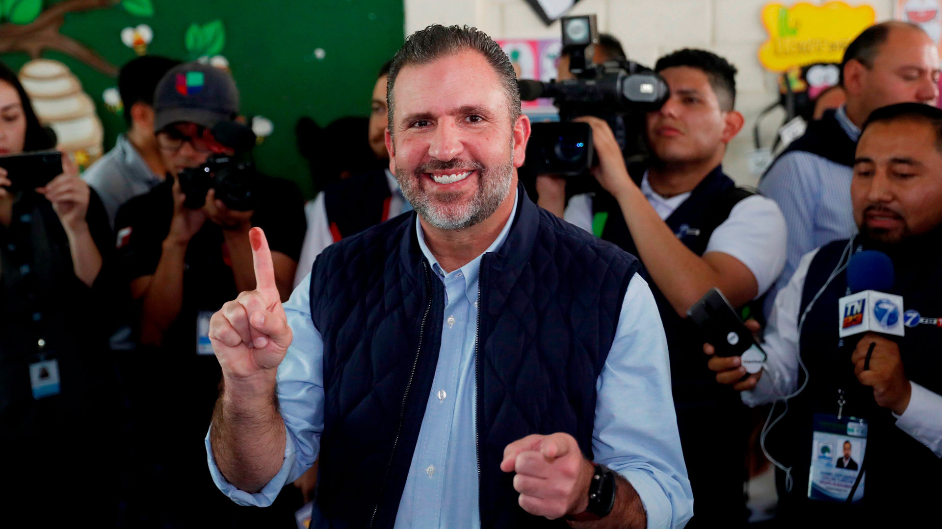 El candidato a la presidencia Roberto Arzú, hijo del ex presidente Álvaro Arzú, también fue excluido de las elecciones en Guatemala (EFE/Esteban Biba)