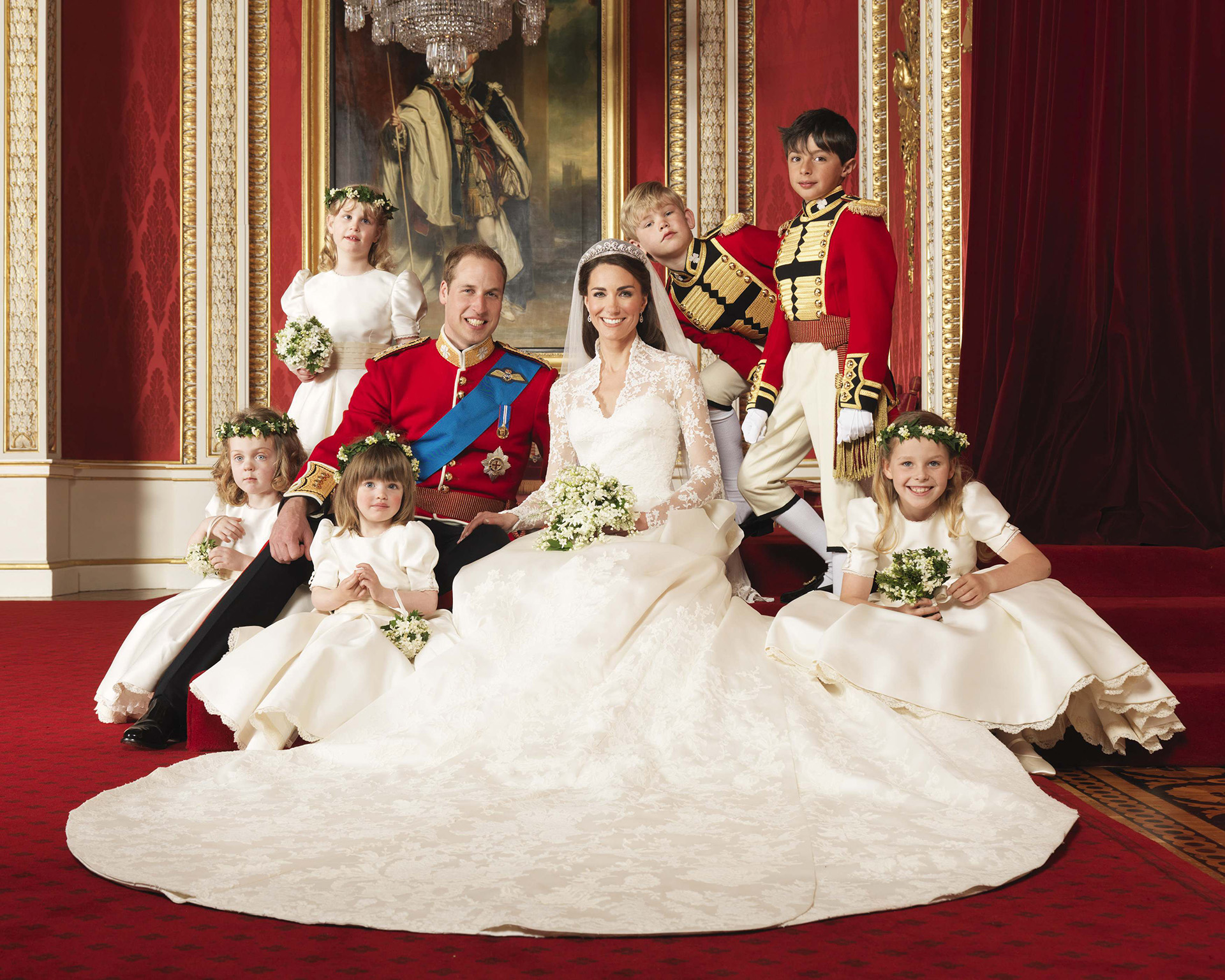Una década de amor en fotos: la boda de los USD 25 millones y la vida real de Kate Middleton y el príncipe William