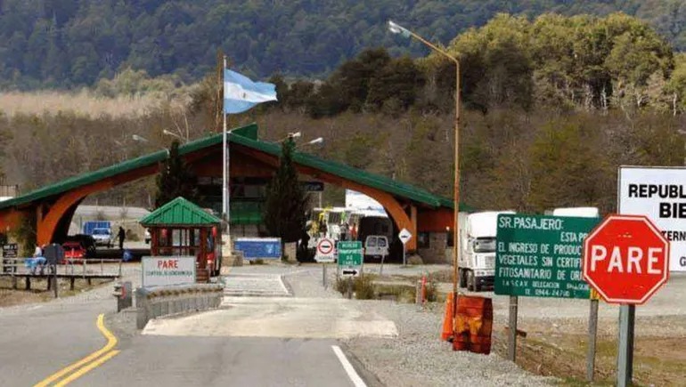 Crecen los reclamos a Naci&oacute;n por el estado cr&iacute;tico del cruce fronterizo m&aacute;s importante de la Patagonia