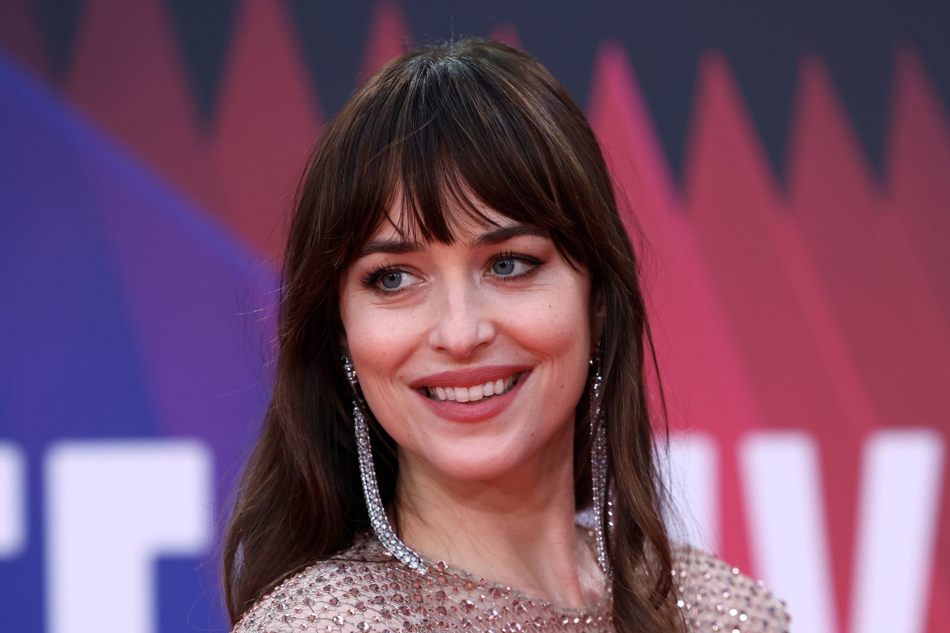Dakota Johnson dará vida a Madame Web en el live-action que alista Sony Pictures. (REUTERS/Henry Nicholls)