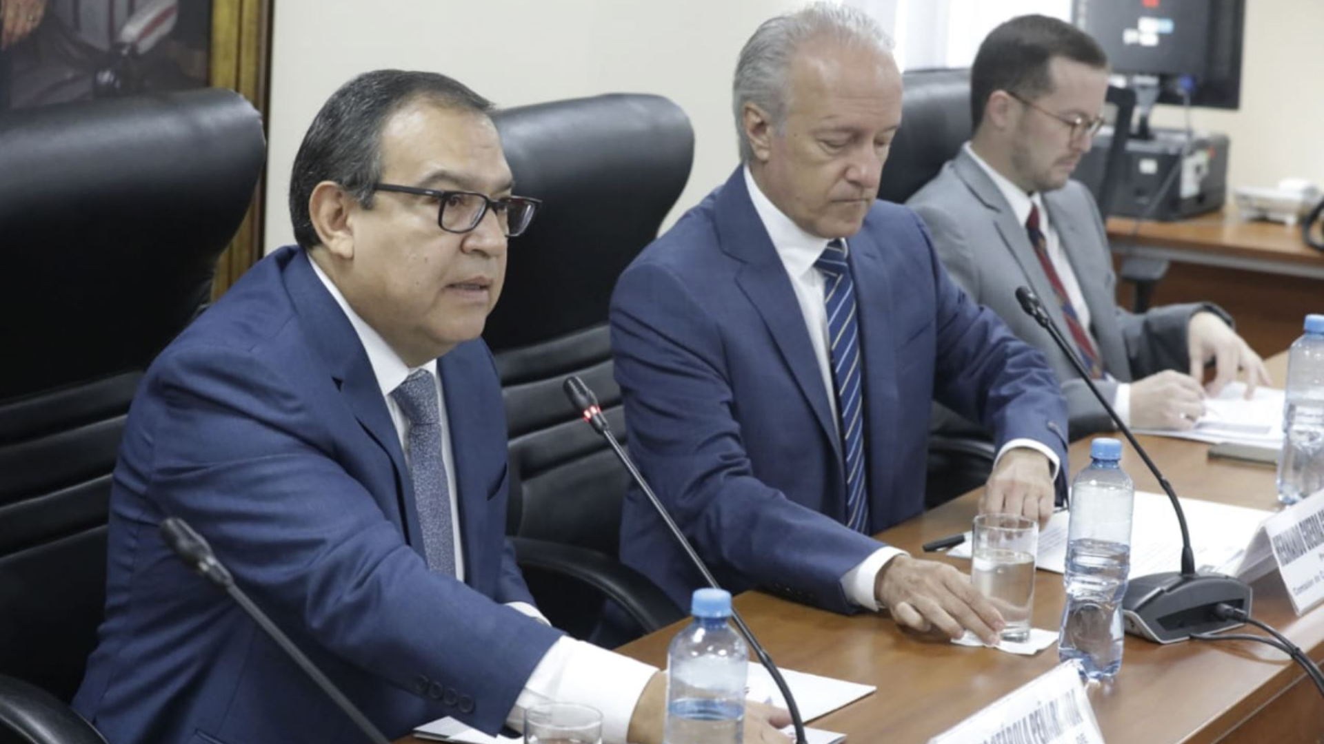 Alberto Otárola afirmó, en la Comisión de Constitución del Congreso, que el Poder Ejecutivo busca que la jefa de Estado pueda cumplir con su obligación de dirigir la política exterior del país | ANDINA