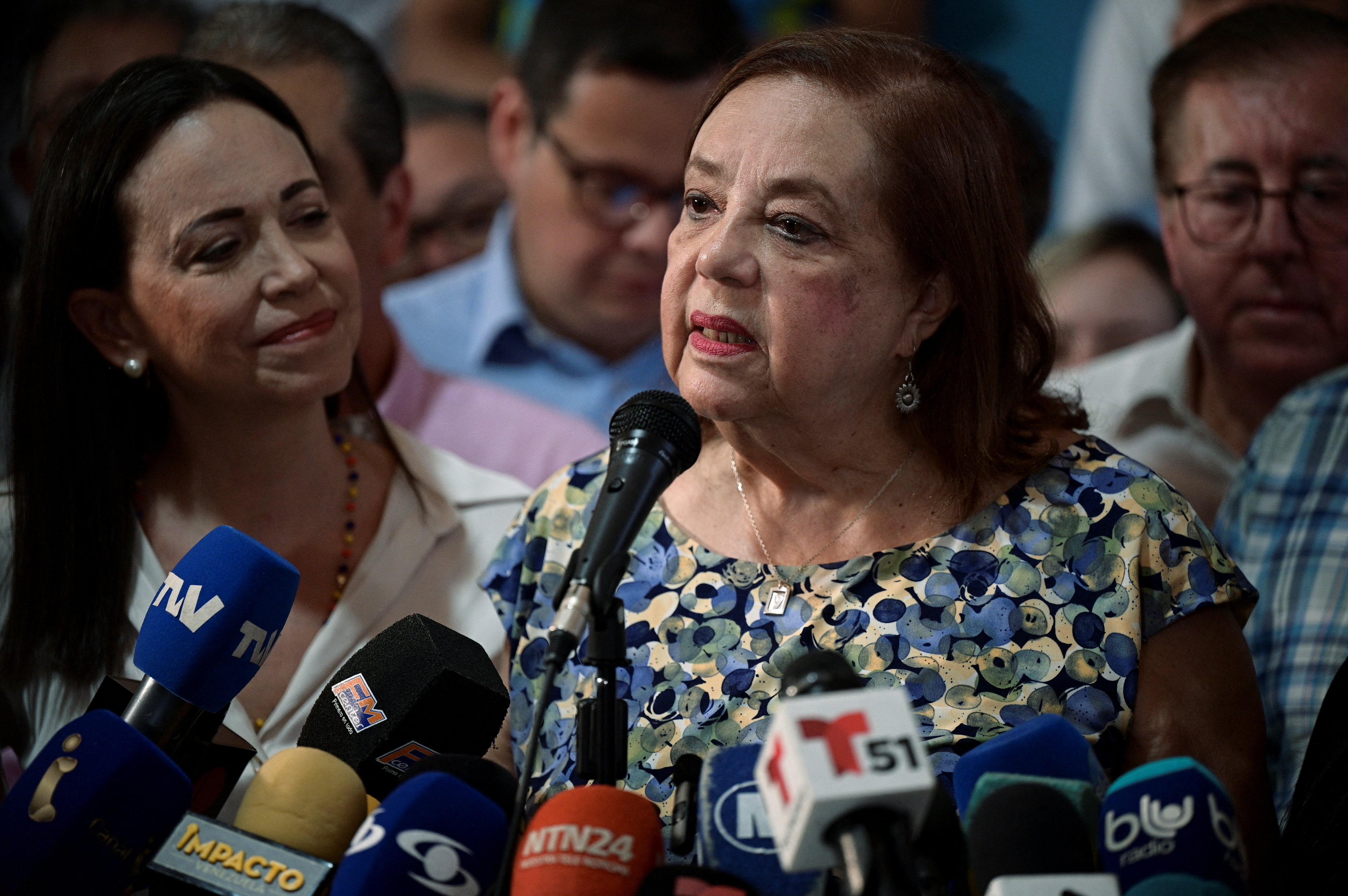 Una filósofa para enfrentar a Maduro: la apuesta de la opositora María Corina Machado