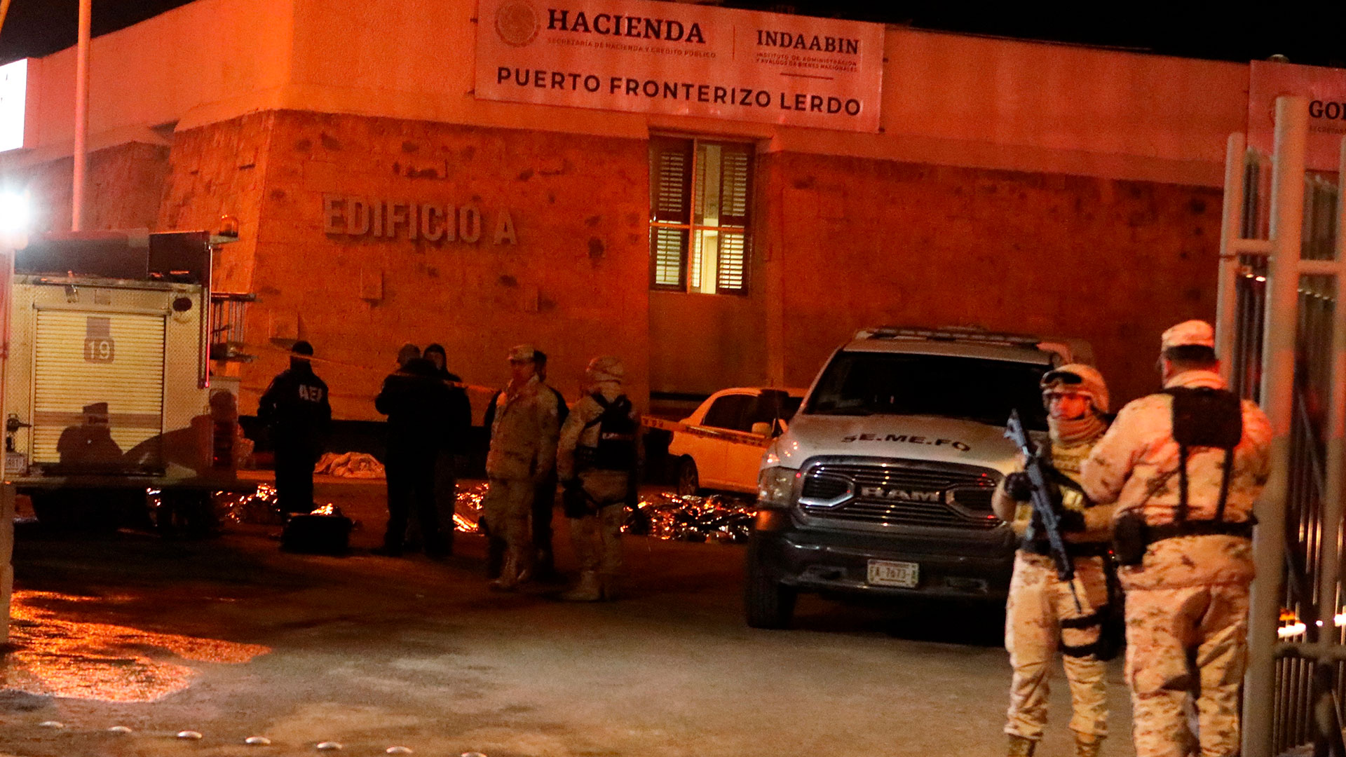 La tragedia migrante en Ciudad Juárez ha puesto peso sobre los hombros del INM, que cumple 30 años de su creación en este 2023. (Photo by HERIKA MARTINEZ / AFP)