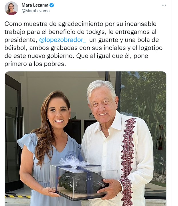 La gobernadora del estado de Quintana Roo recibió a AMLO con un regalo (Twitter)