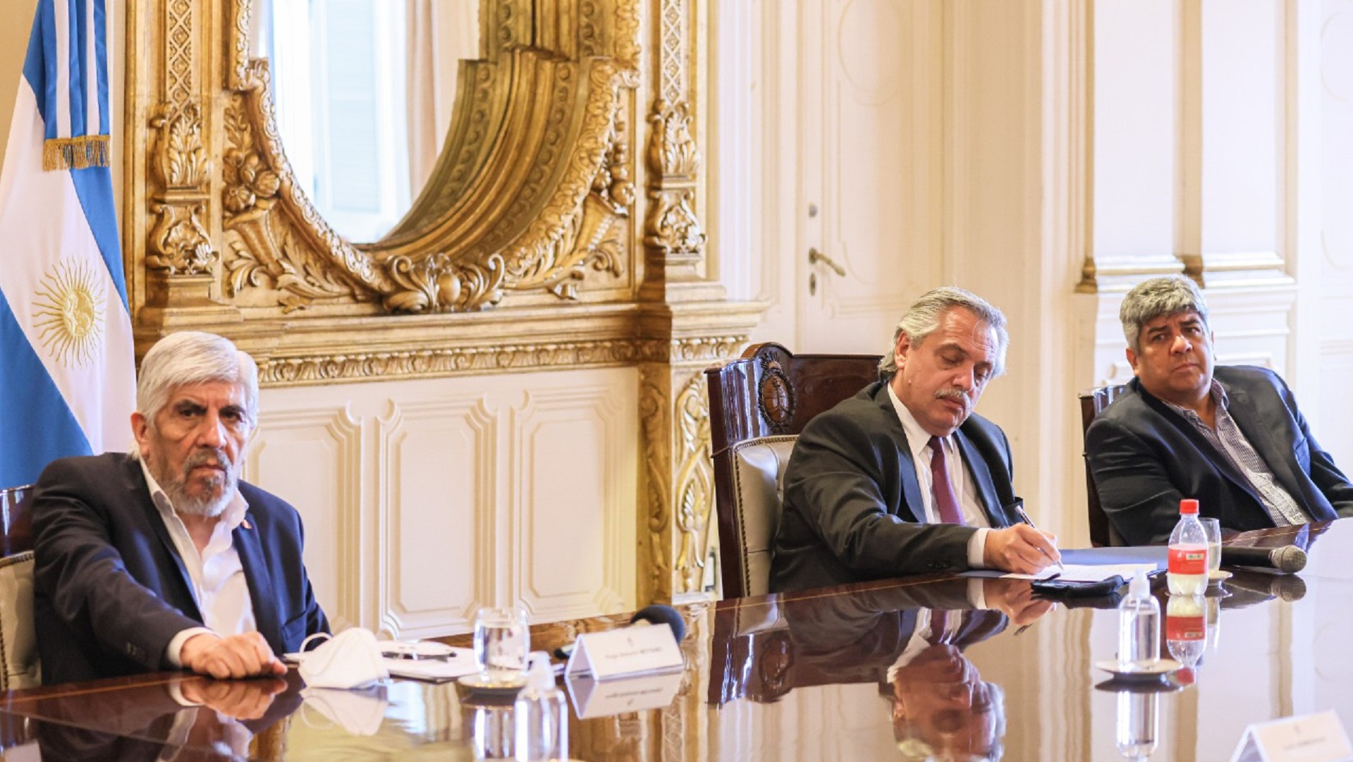 El encuentro se llevó a cabo en el salón Eva Perón de la Casa Rosada