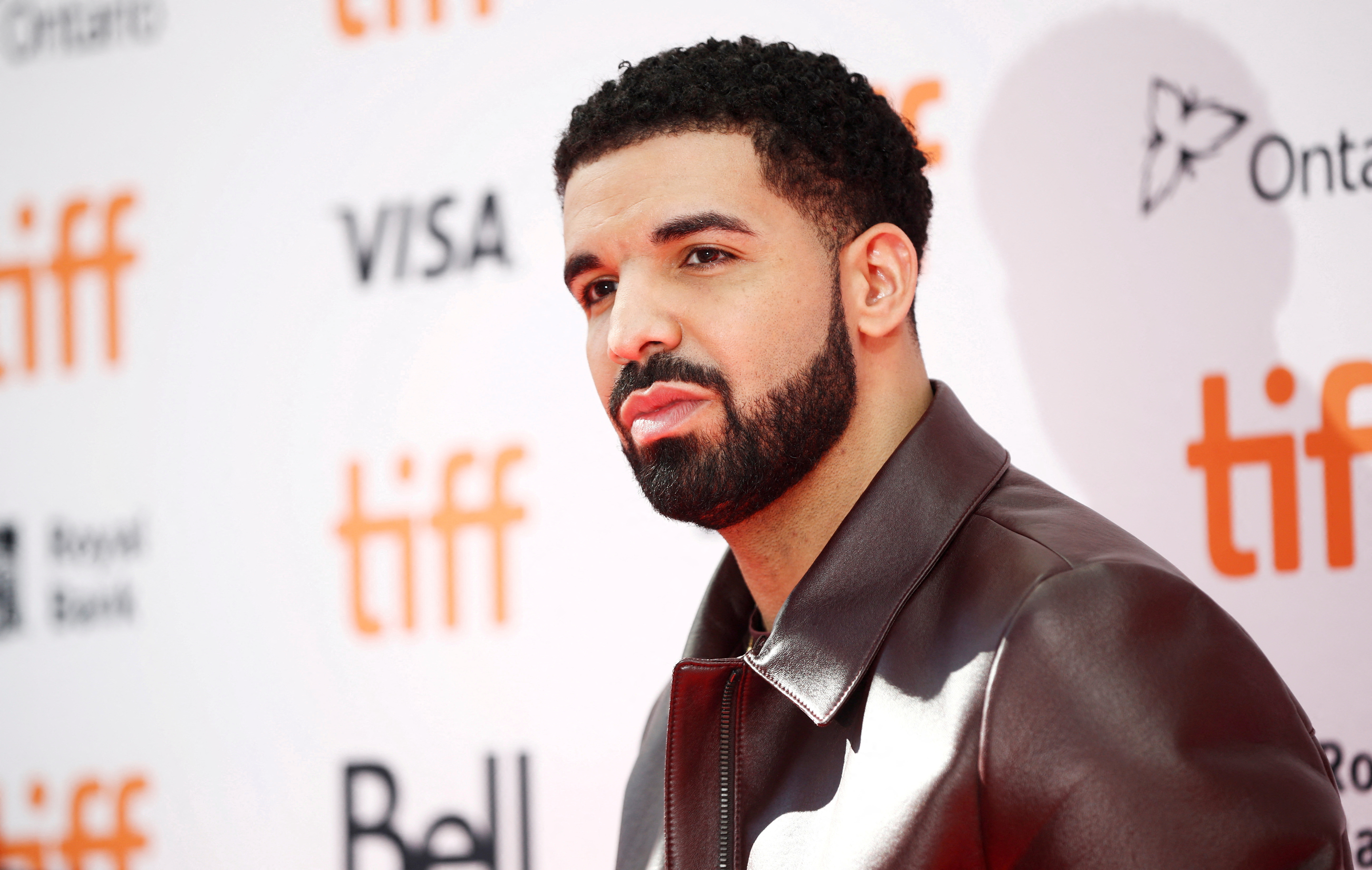 Drake se volvió viral luego de que su tarjeta de crédito fuera rechazada en vivo durante un “livestream”