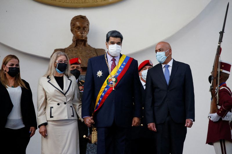 El 10 de enero se cumplió la mitad del actual mandato de Maduro, cuestionado por la legitimidad de su elección